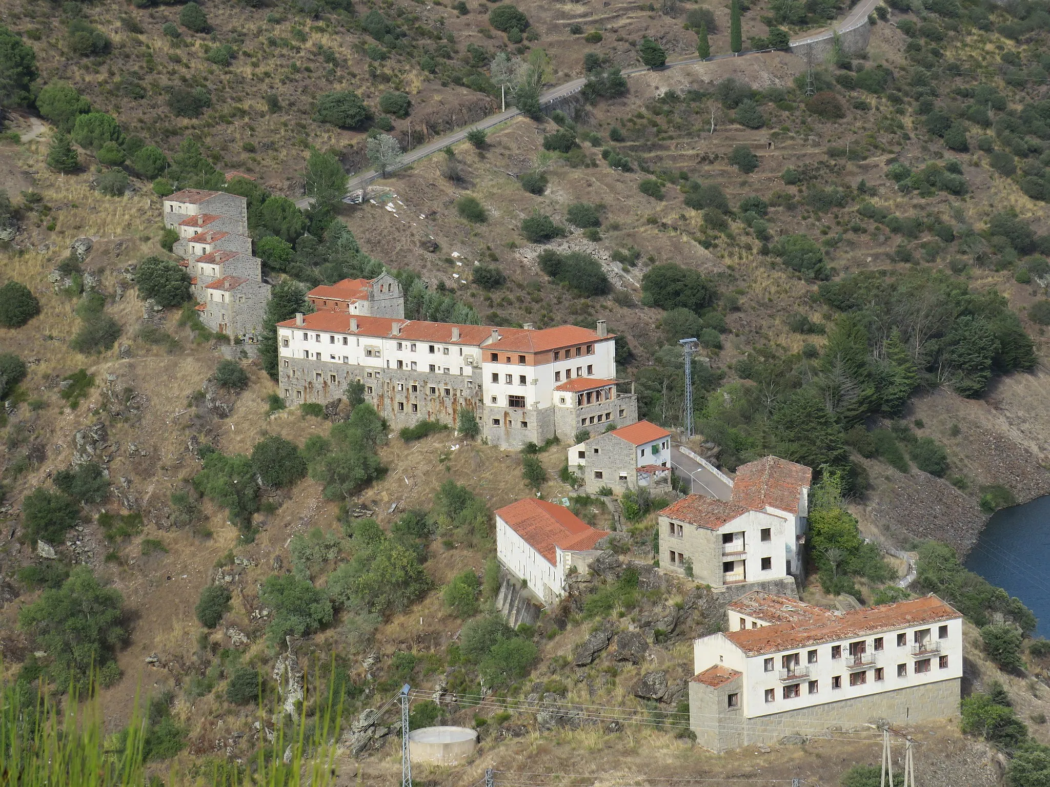 Photo showing: Salto de Castro, abandoned village in Zamora (Spain), taken from "Miradouro da Penha das Torres", a lookout in the municipality of Miranda do Douro (Portugal).