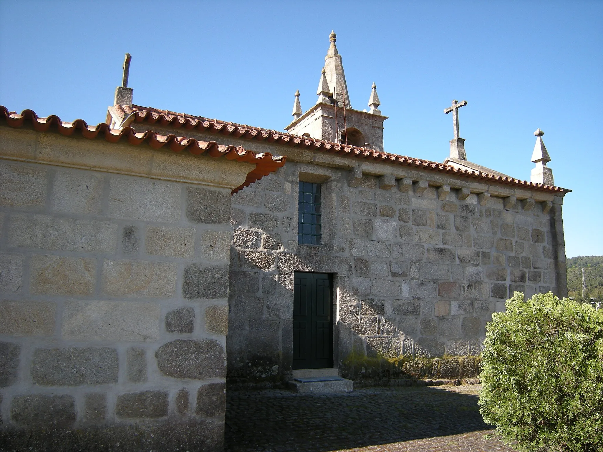 Photo showing: Iglesia de São João Baptista de Queijada