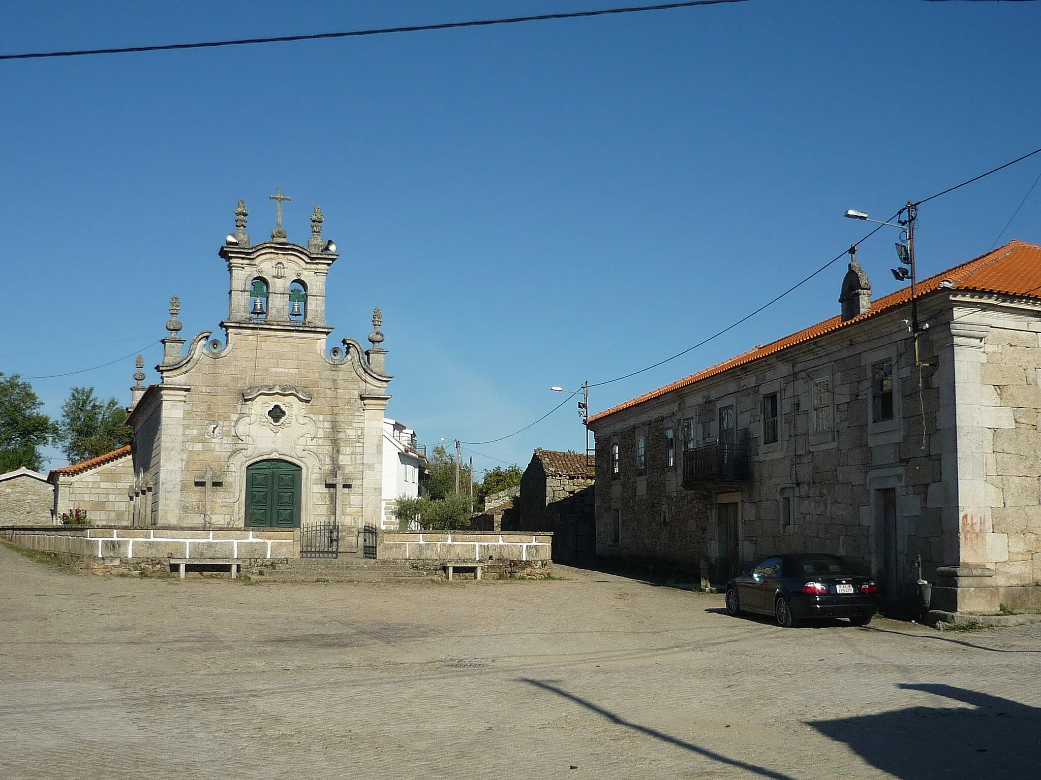 Photo showing: The Church of St. John the Baptist, the parochial church of Marzagão, in the civil parish of Marzagão, municipality of Carrazeda de Ansiães, Portugal