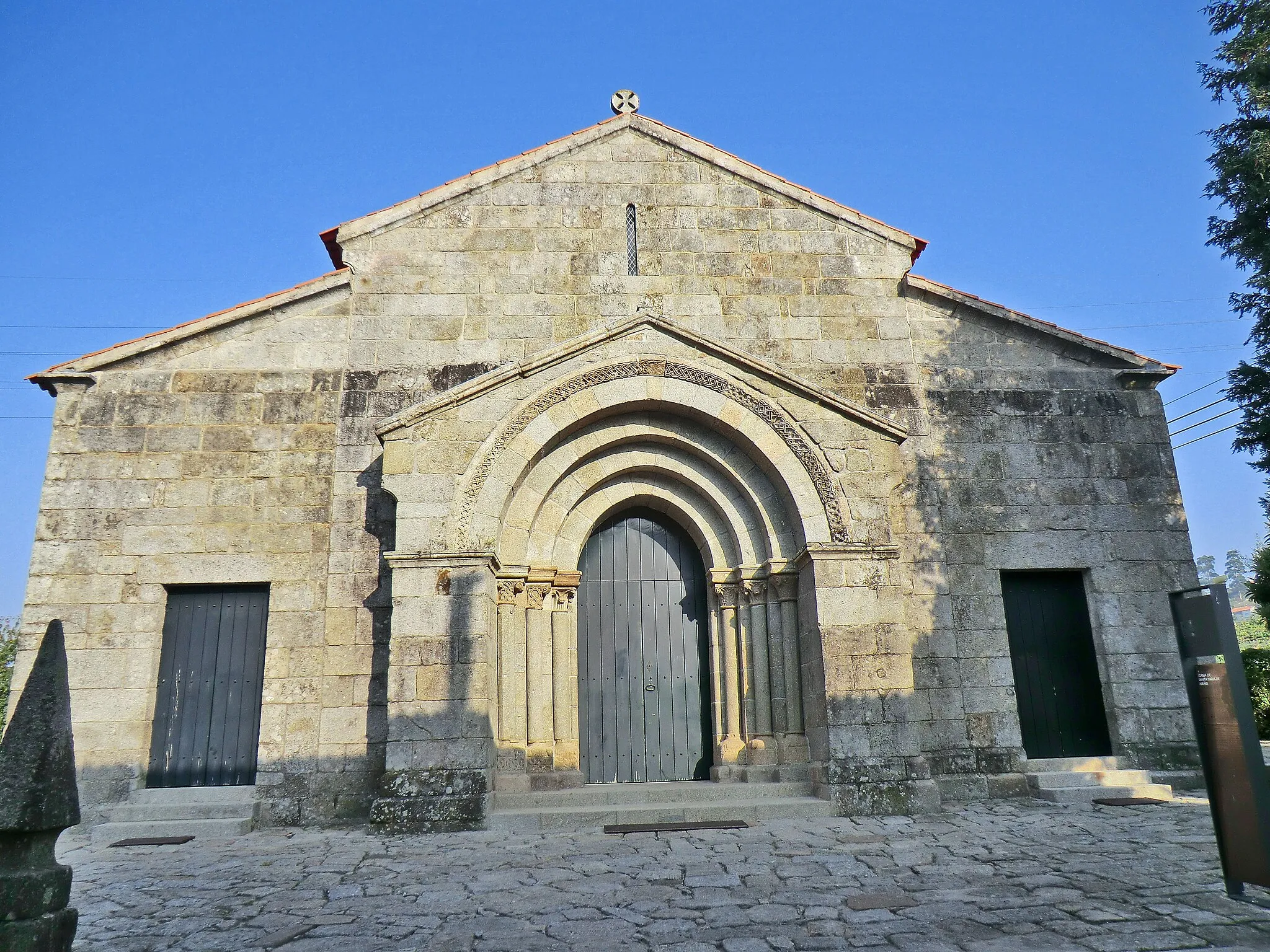 Photo showing: Igreja de Santa Maria de Airães