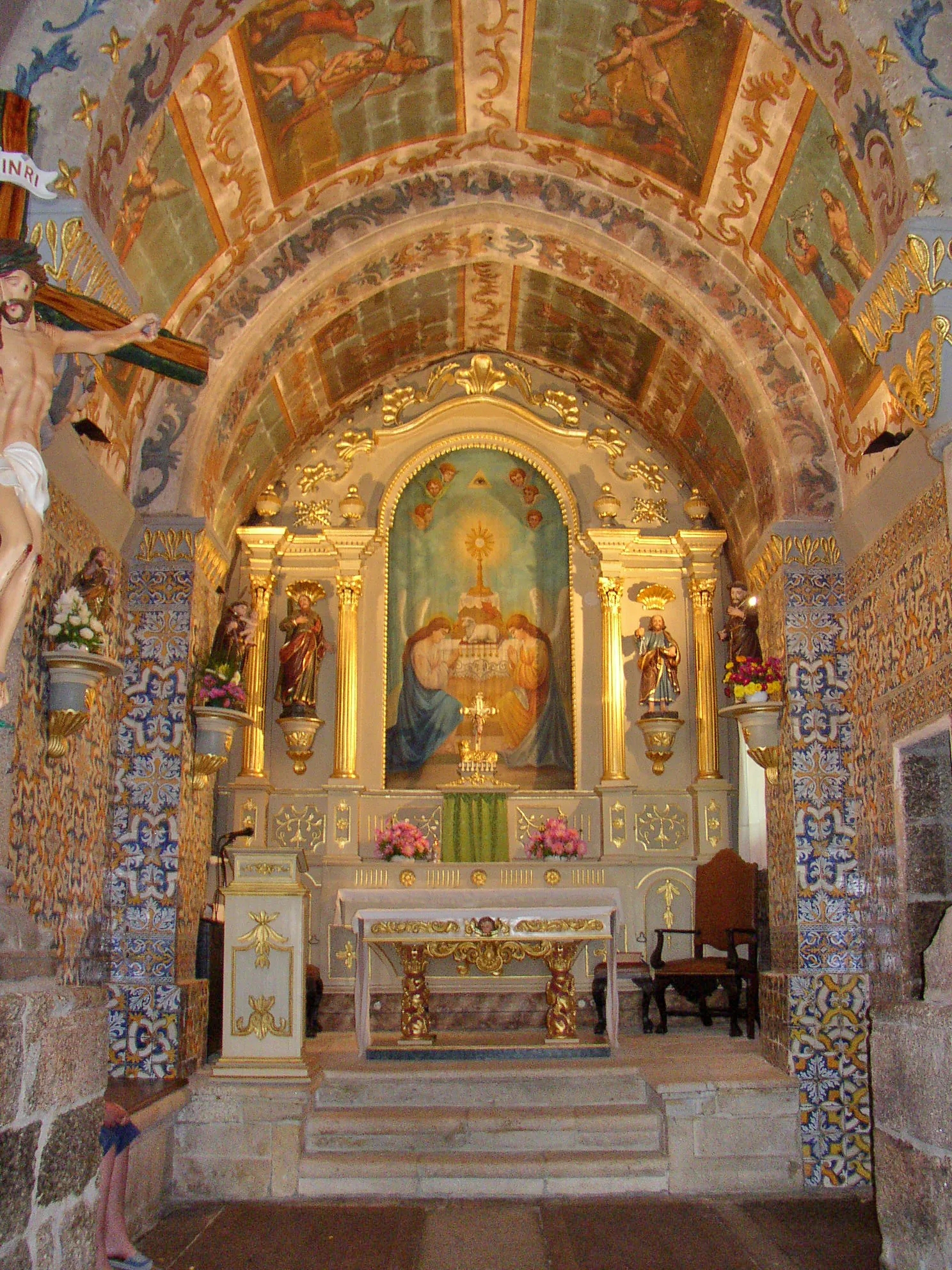 Photo showing: Interior da Igreja de Santo André (Vila Boa de Quires)