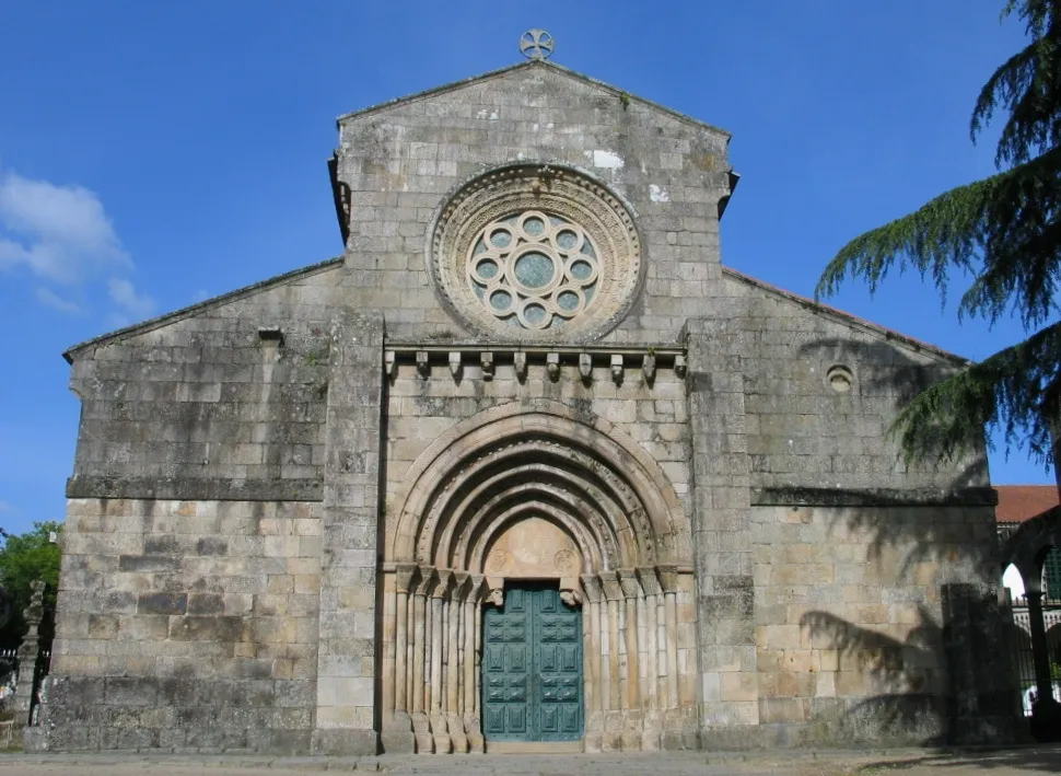Photo showing: Fachada do Mosteiro de Paço de Sousa, Penafiel, Portugal