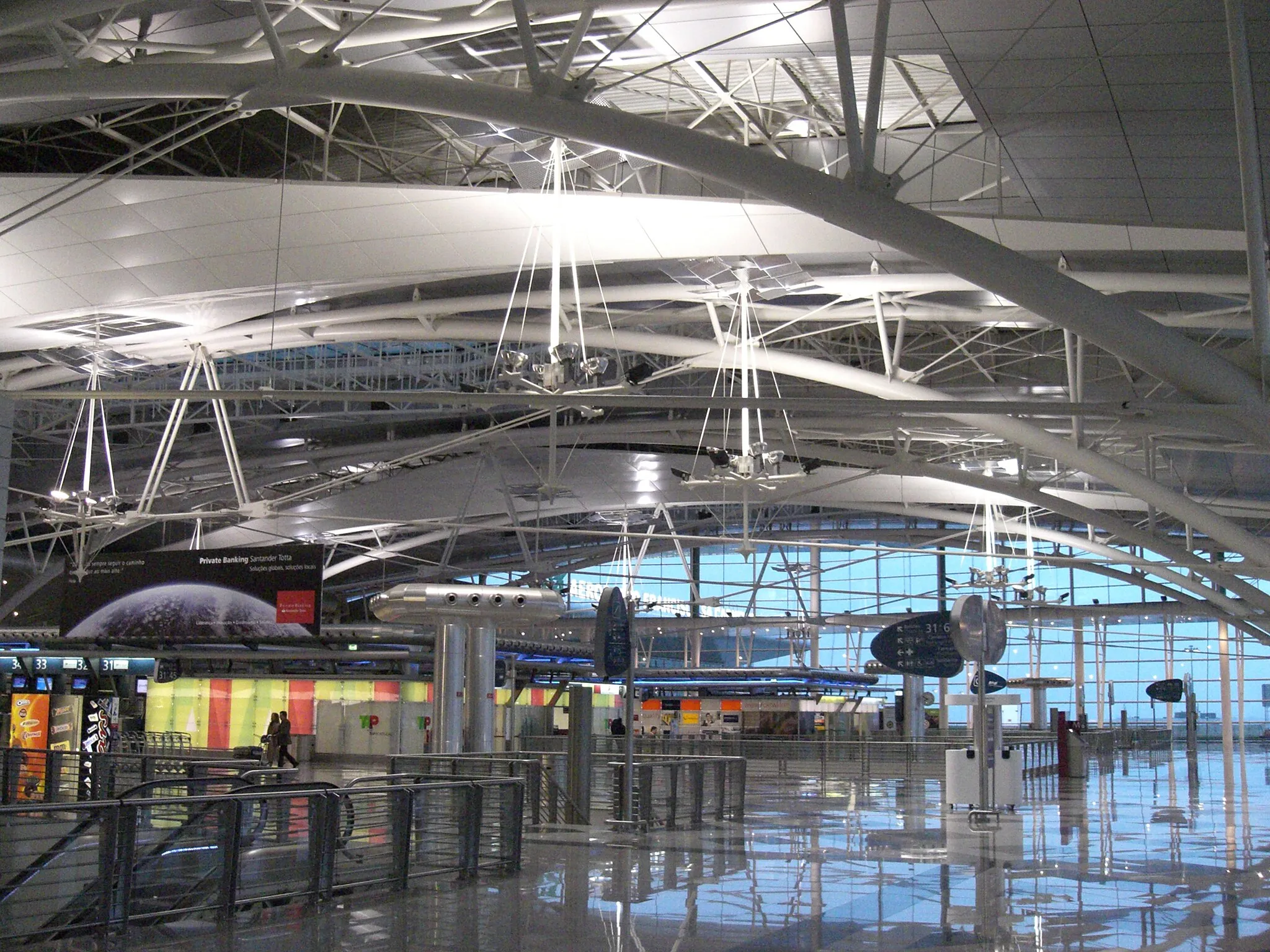 Photo showing: Porto International Airport / Francisco de Sá Carneiro Airport, Portugal