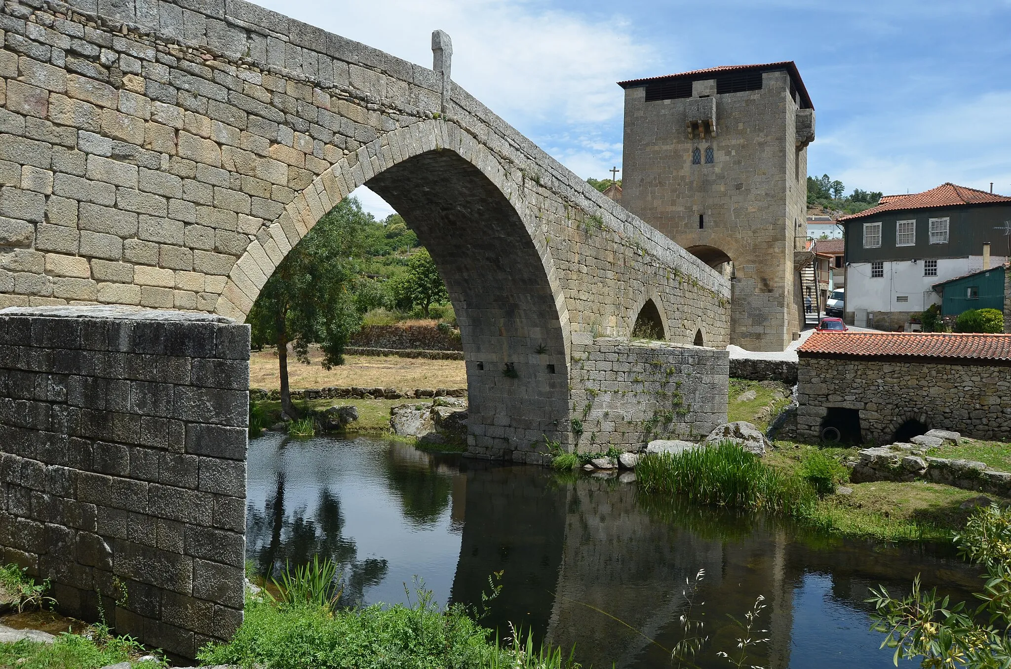 Photo showing: Ponte Fortificada de Ucanha V