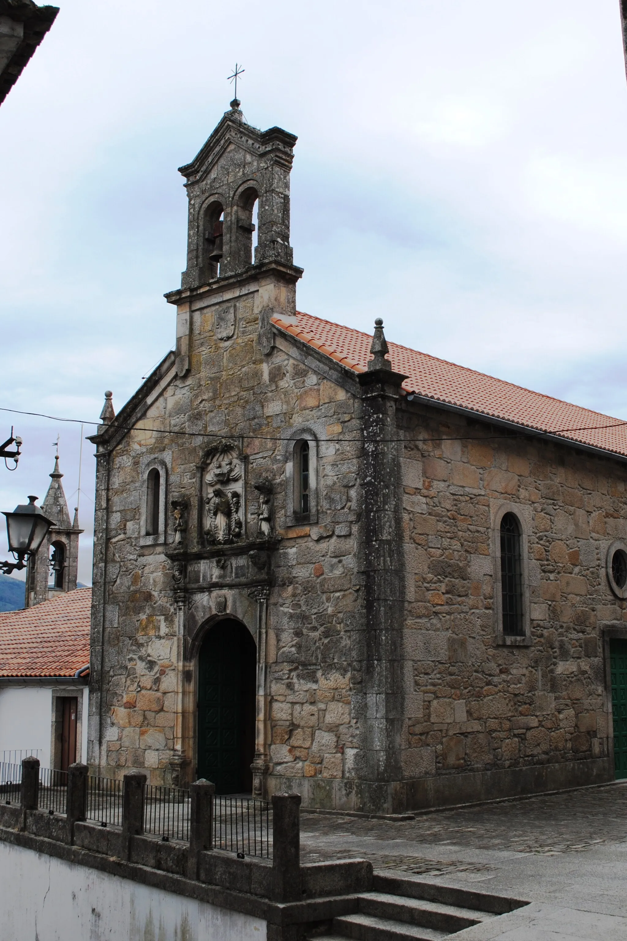 Photo showing: Tui, capela da Santa Casa da Misericordia