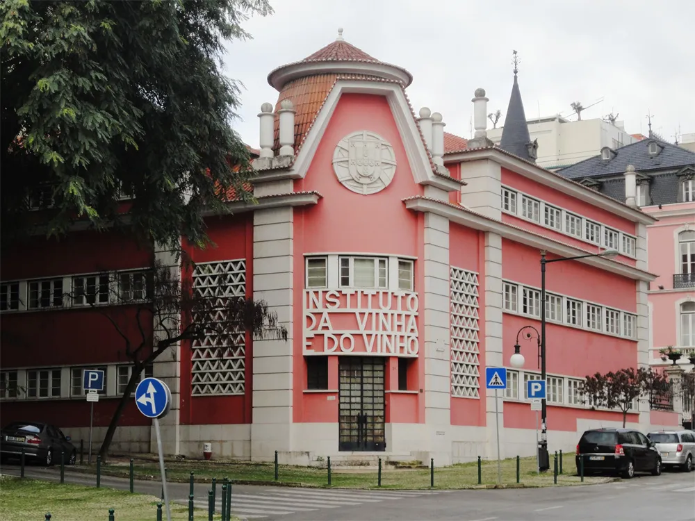 Photo showing: Instituto da Vinha e do Vinho, Lisboa; Arq´. Cassiano Branco