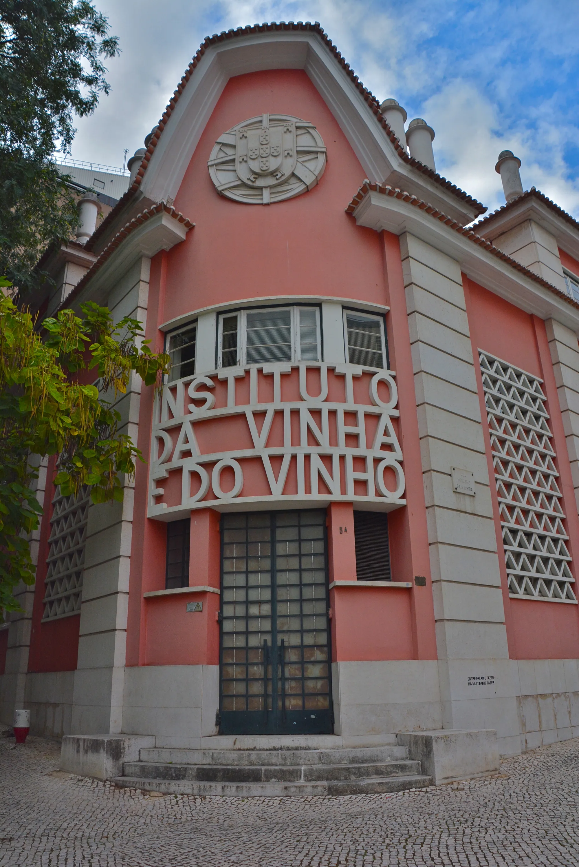 Photo showing: Avenida da Liberdade