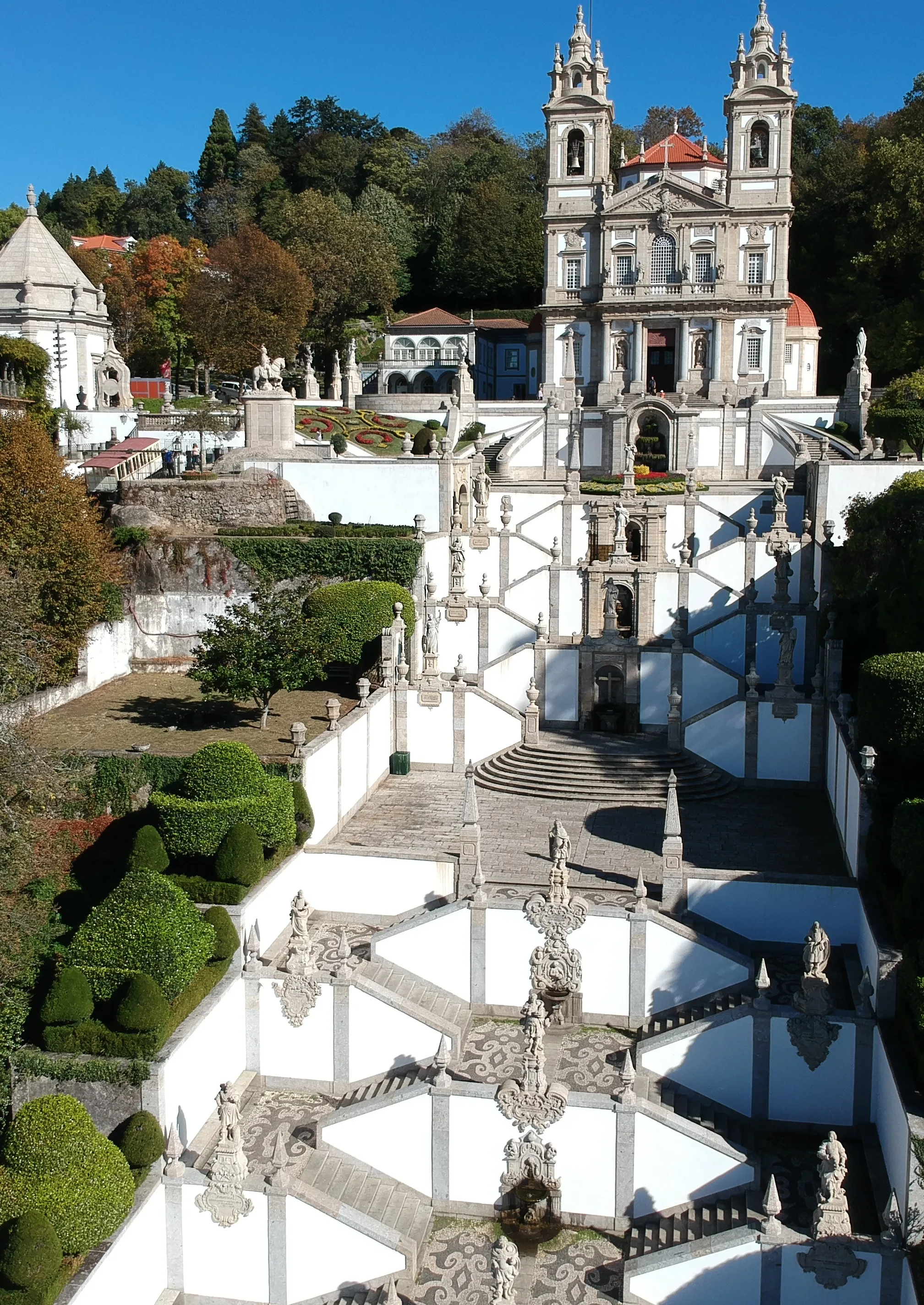 Photo showing: Aerial photograph of Bom Jesus, Braga Portugal