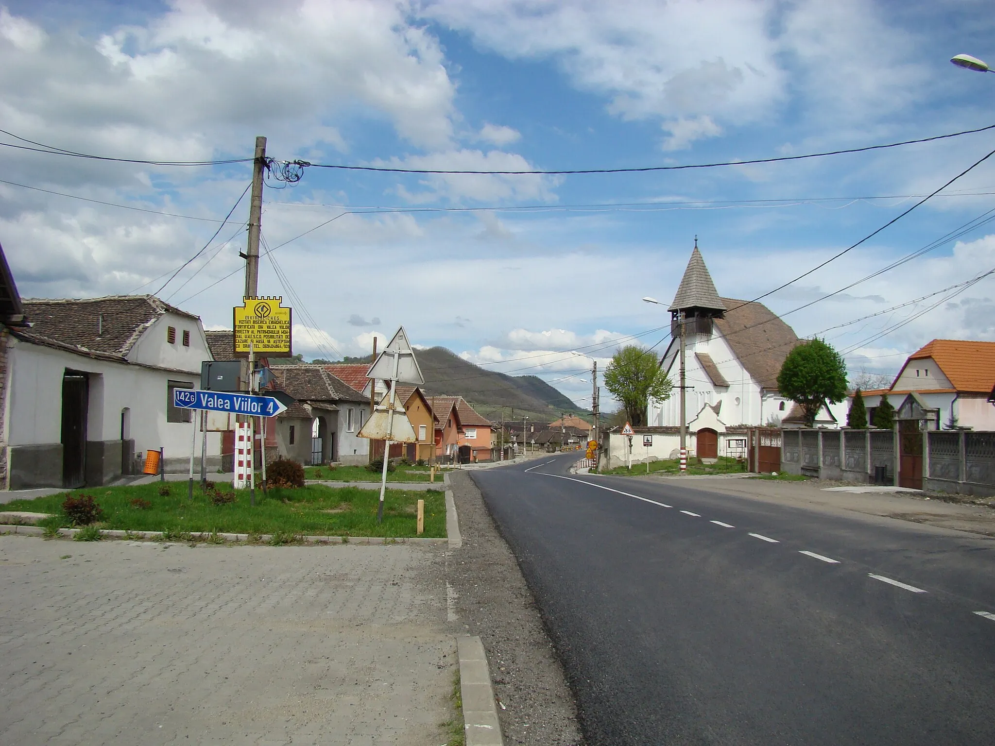 Photo showing: Ansamblul bisericii evanghelice, oraș Copșa Mică, str. Mediașului 100