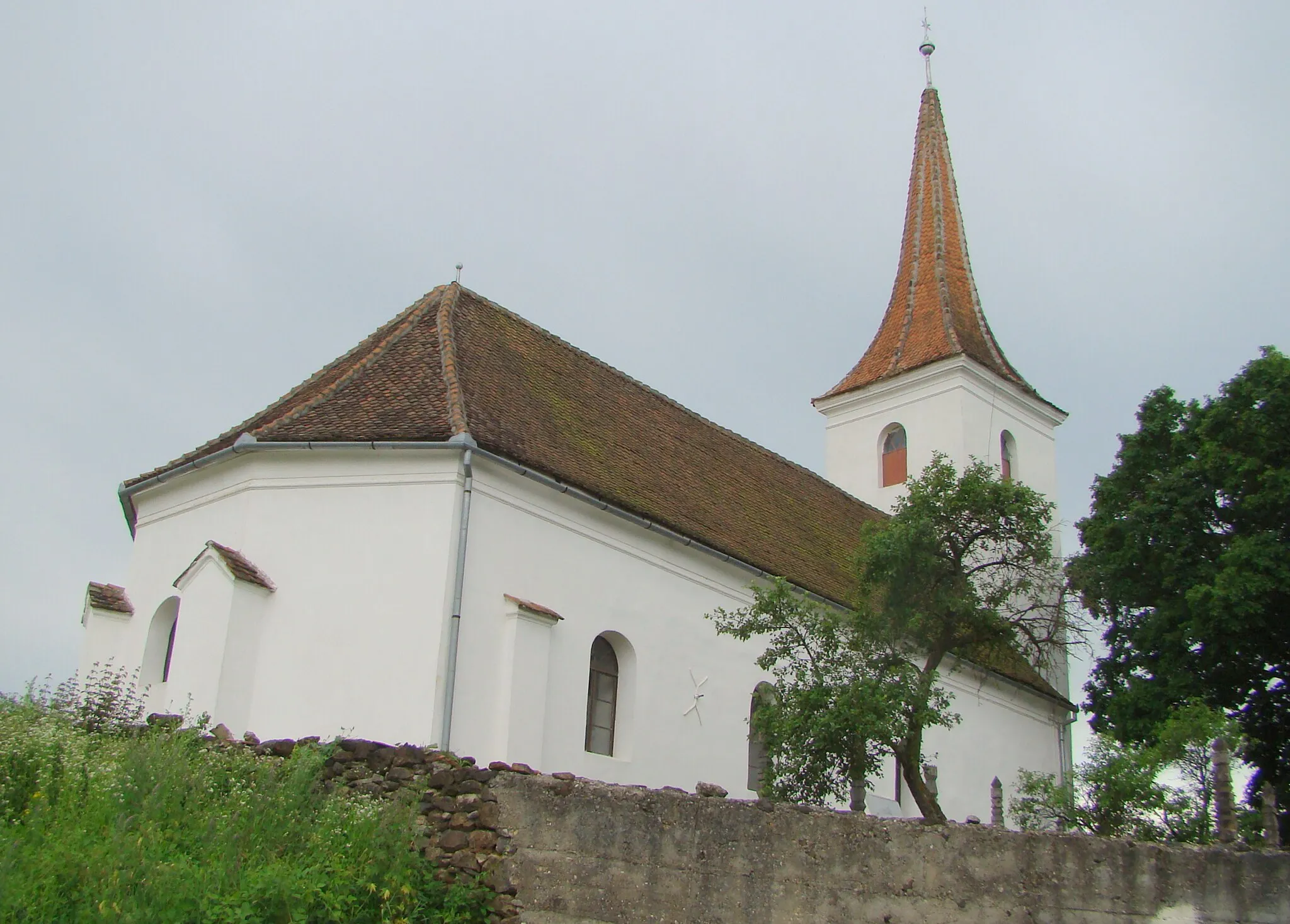 Photo showing: Unitarian church in Hoghiz, Brașov county, Romania