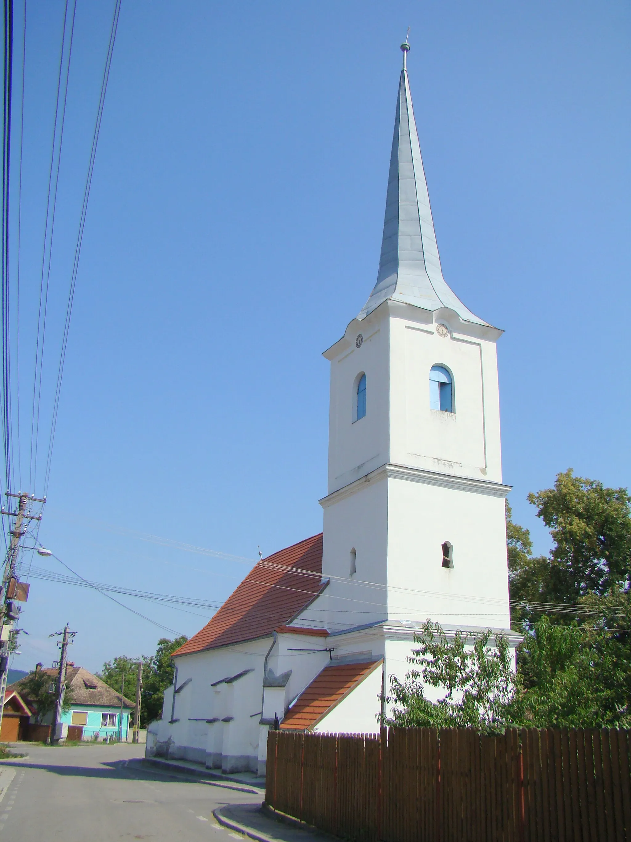 Photo showing: Reformed church in Porumbenii Mici, Harghita County, Romania