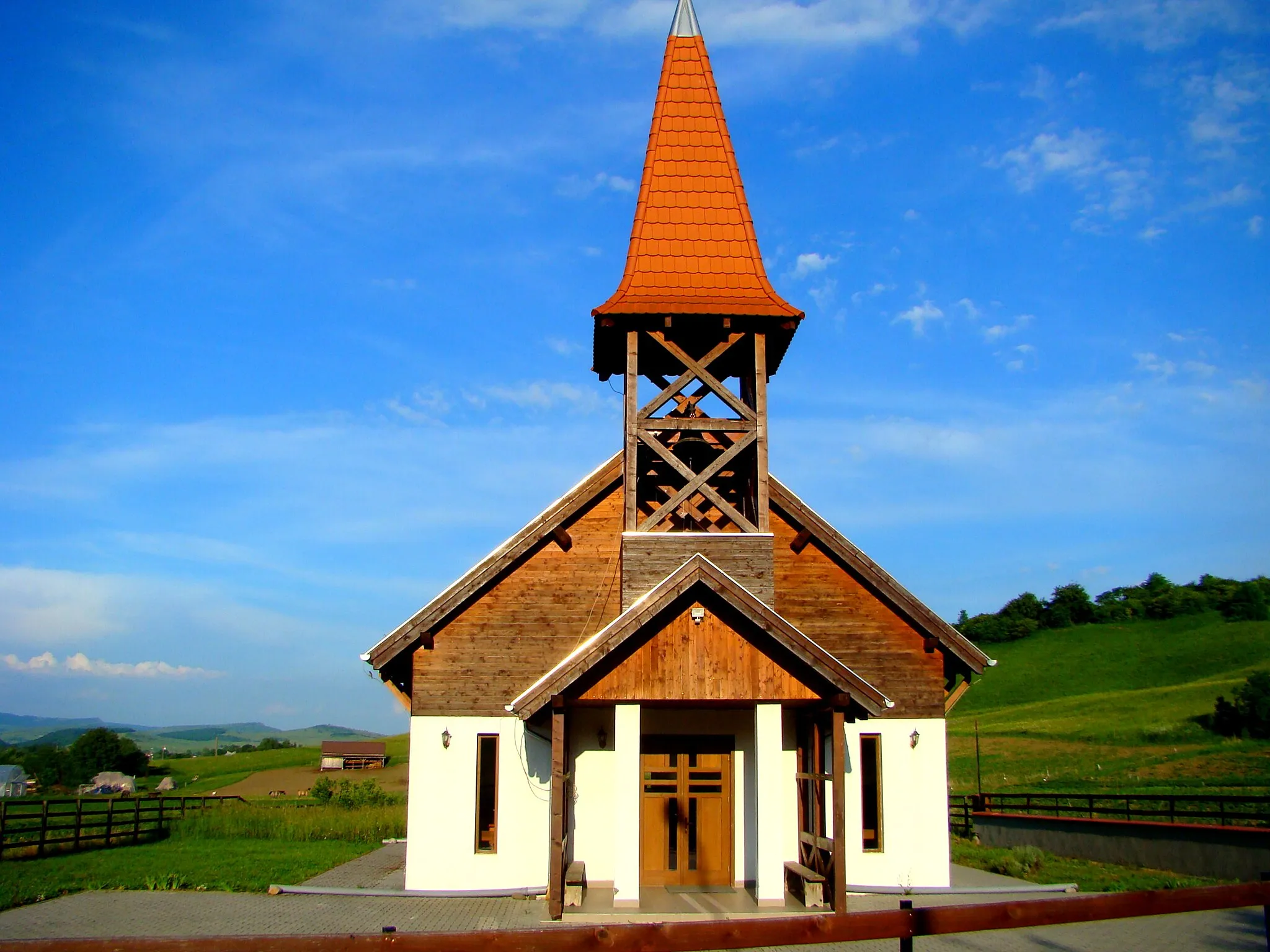 Photo showing: Reformed church in Dejuțiu, Harghita County, Romania