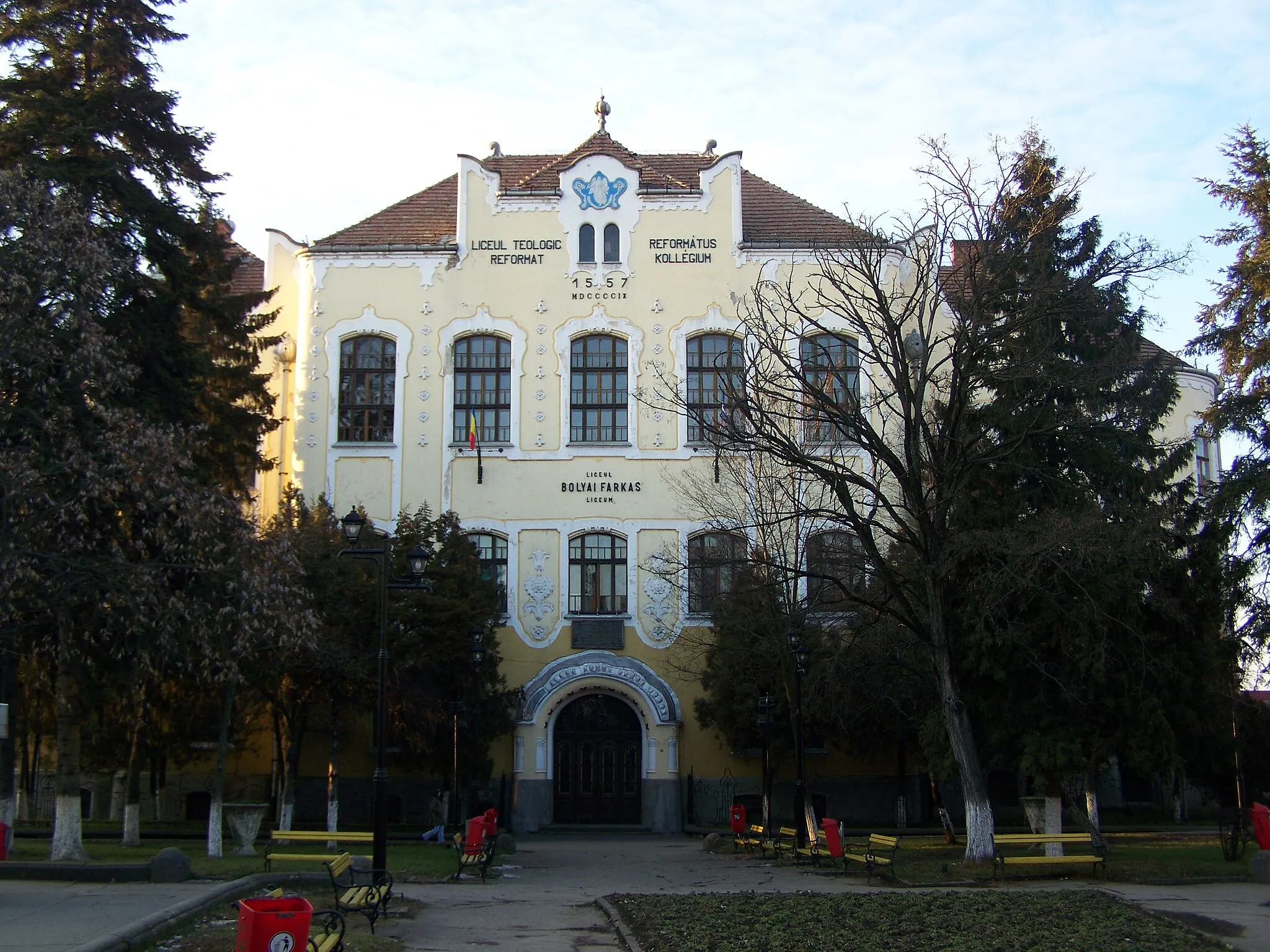 Photo showing: The Bolyai Farkas College in Târgu Mureş