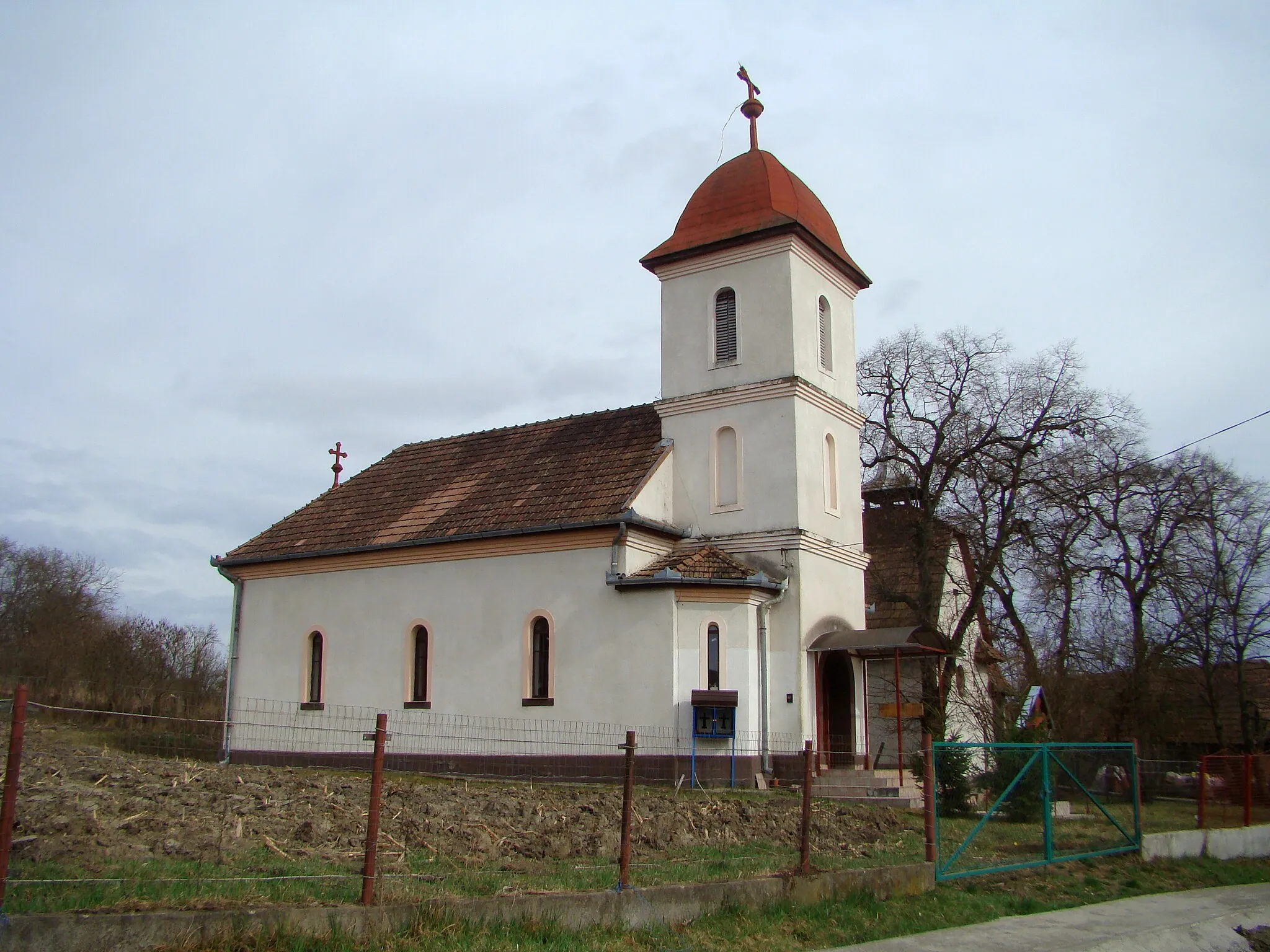 Photo showing: Orthodox church in Păsăreni, Mureș County, Romania