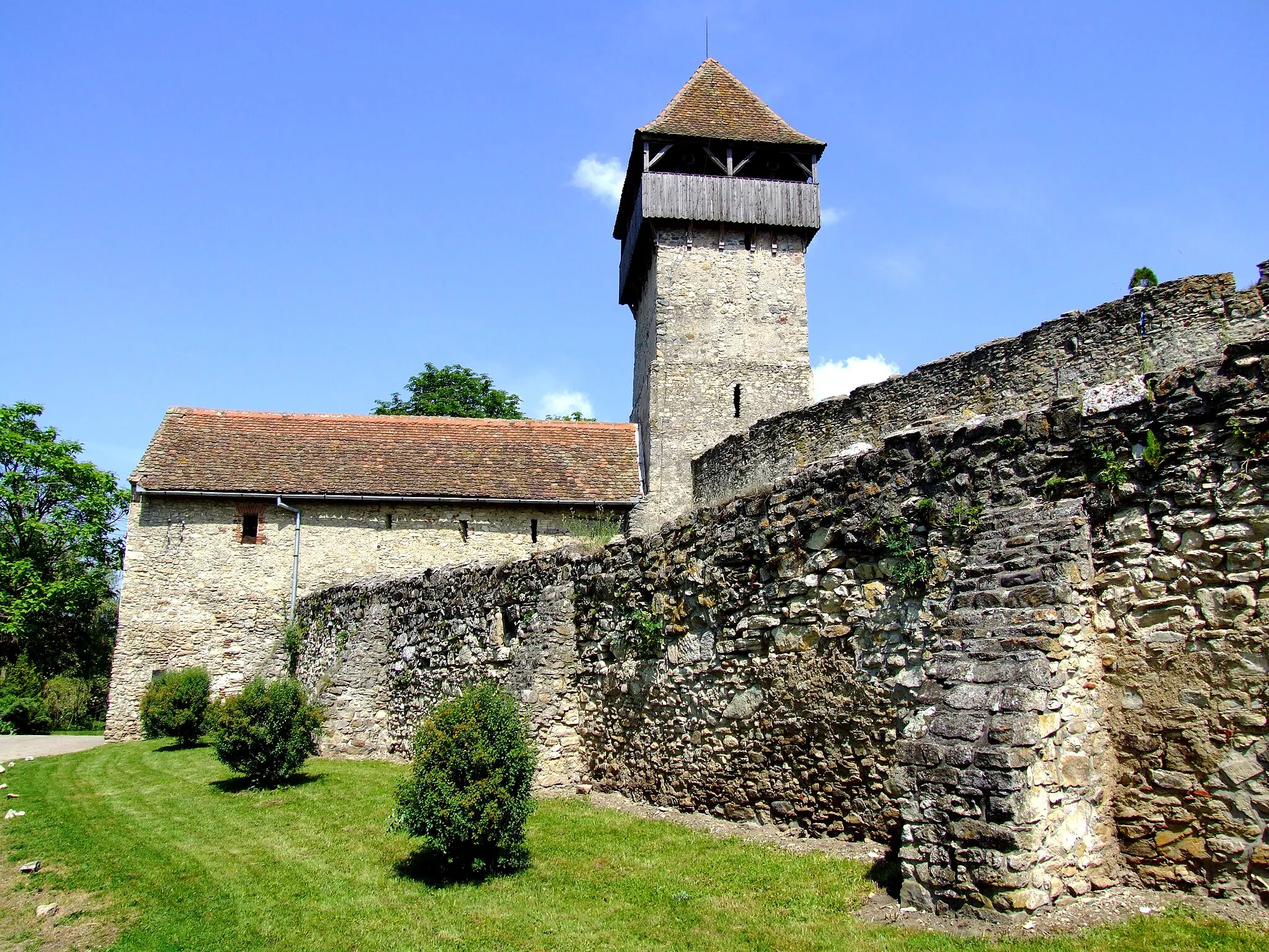Photo showing: Câlnic fort
