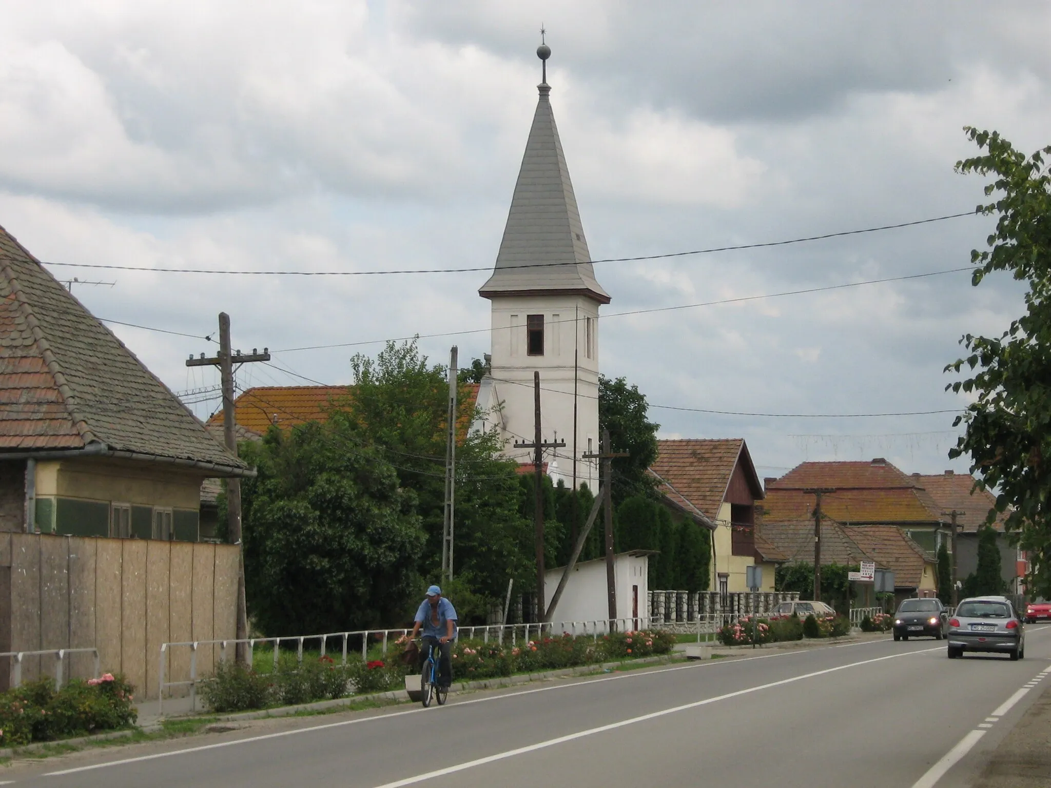 Photo showing: Reformed church in Ungheni