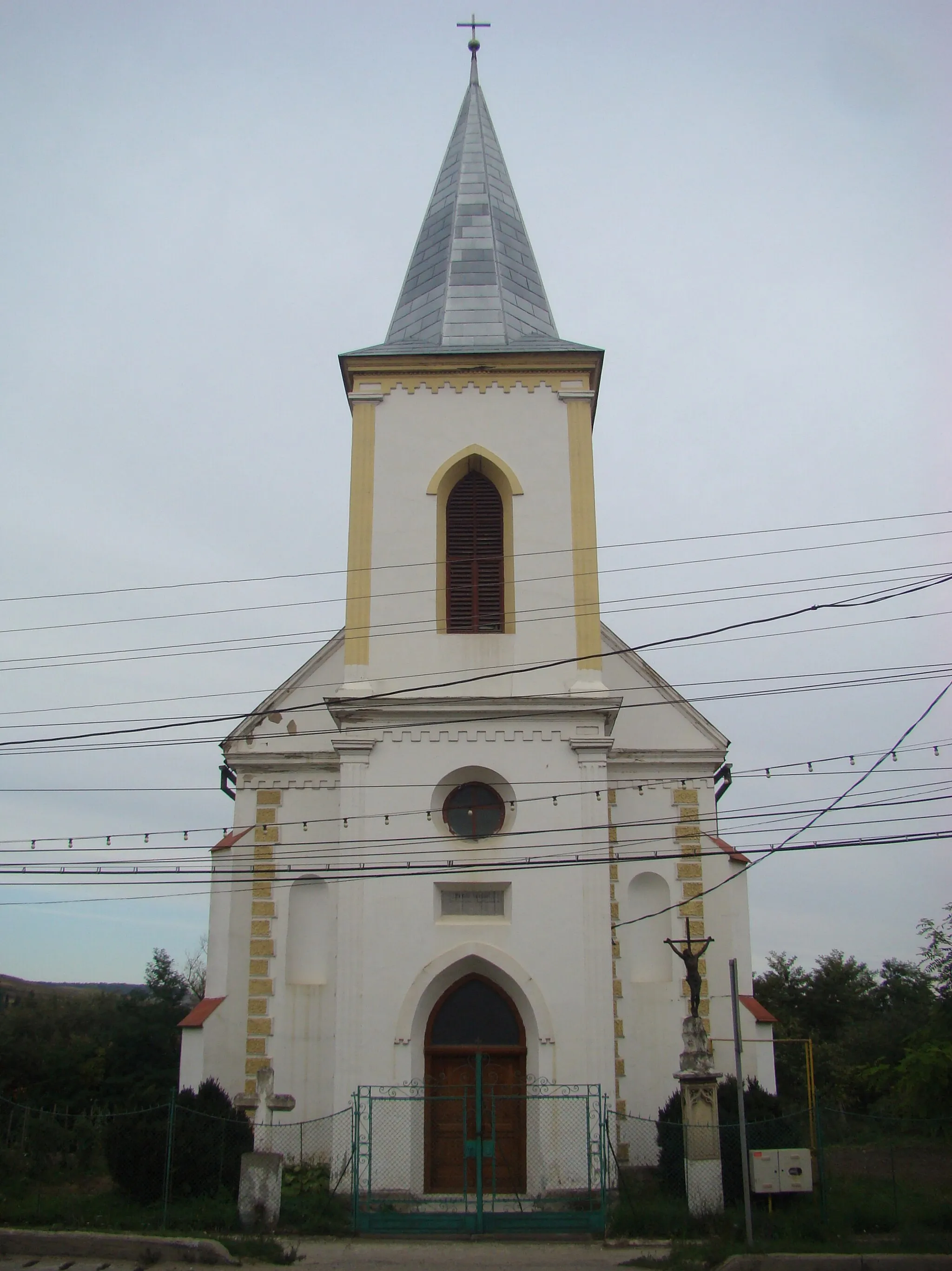 Photo showing: Biserica romano-catolică din Gilău, județul Cluj