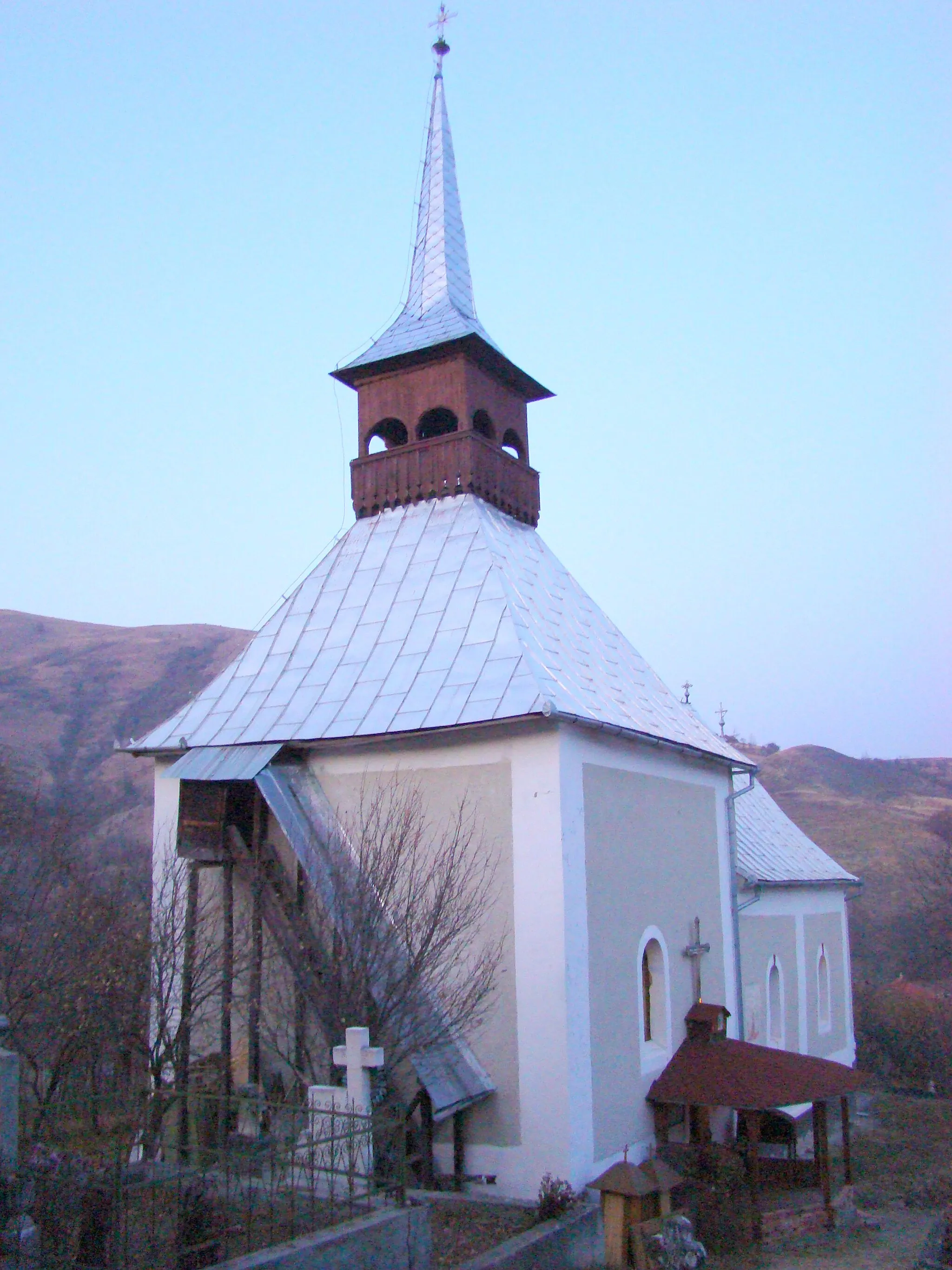 Photo showing: Biserica „Sf. Arhangheli”