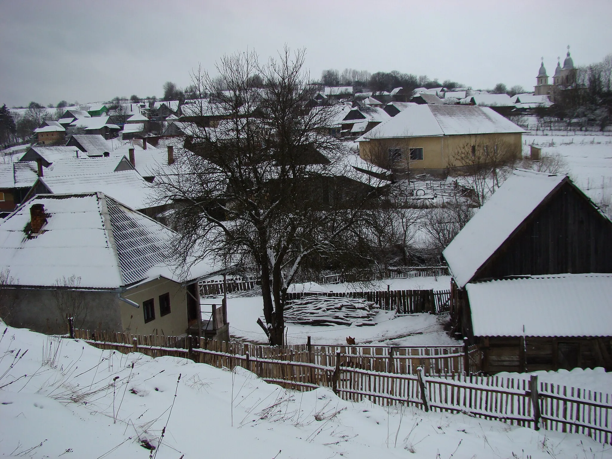 Photo showing: Biserica de lemn „Sf.Arhangheli” din Păniceni, județul Cluj