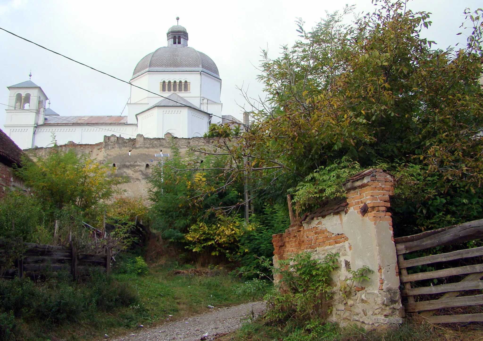 Photo showing: Ansamblul bisericii unitariene	sat Belin; comuna Belin	609	
sec. XVI-XIX