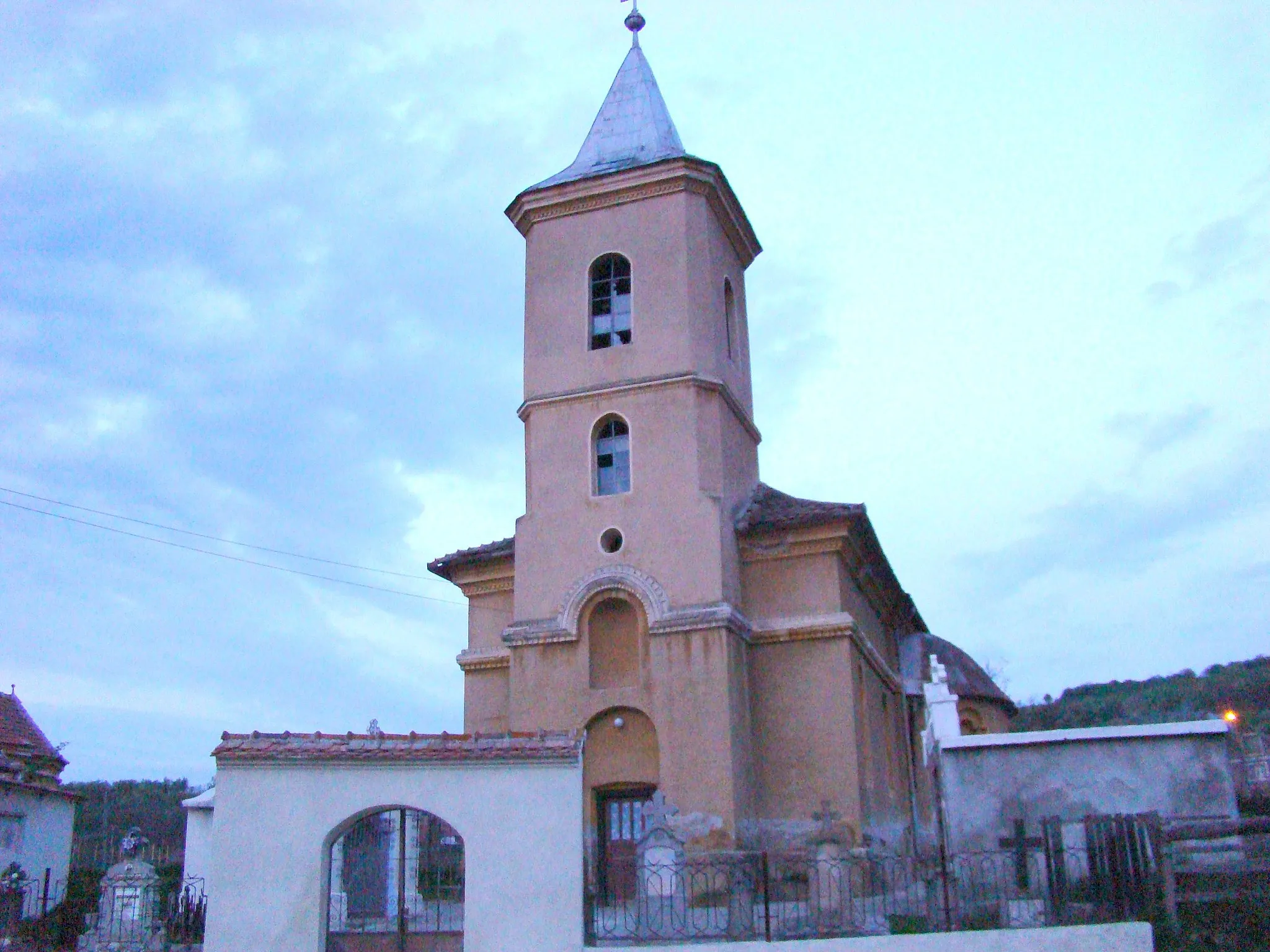 Photo showing: Orthodoxe Kirche in Boz (Bußd), Alba, Siebenbürgen, Rumänien