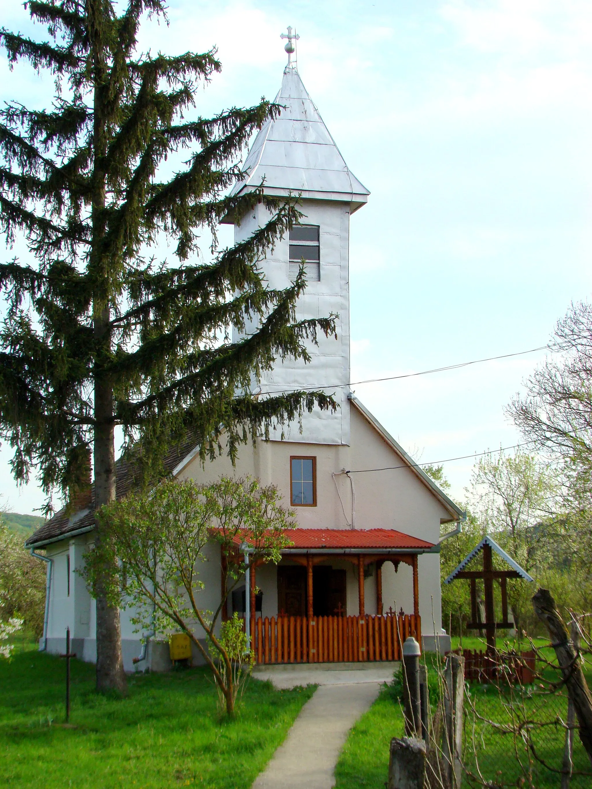 Photo showing: Orthodox church in Stâna de Mureș, Alba County, Romania