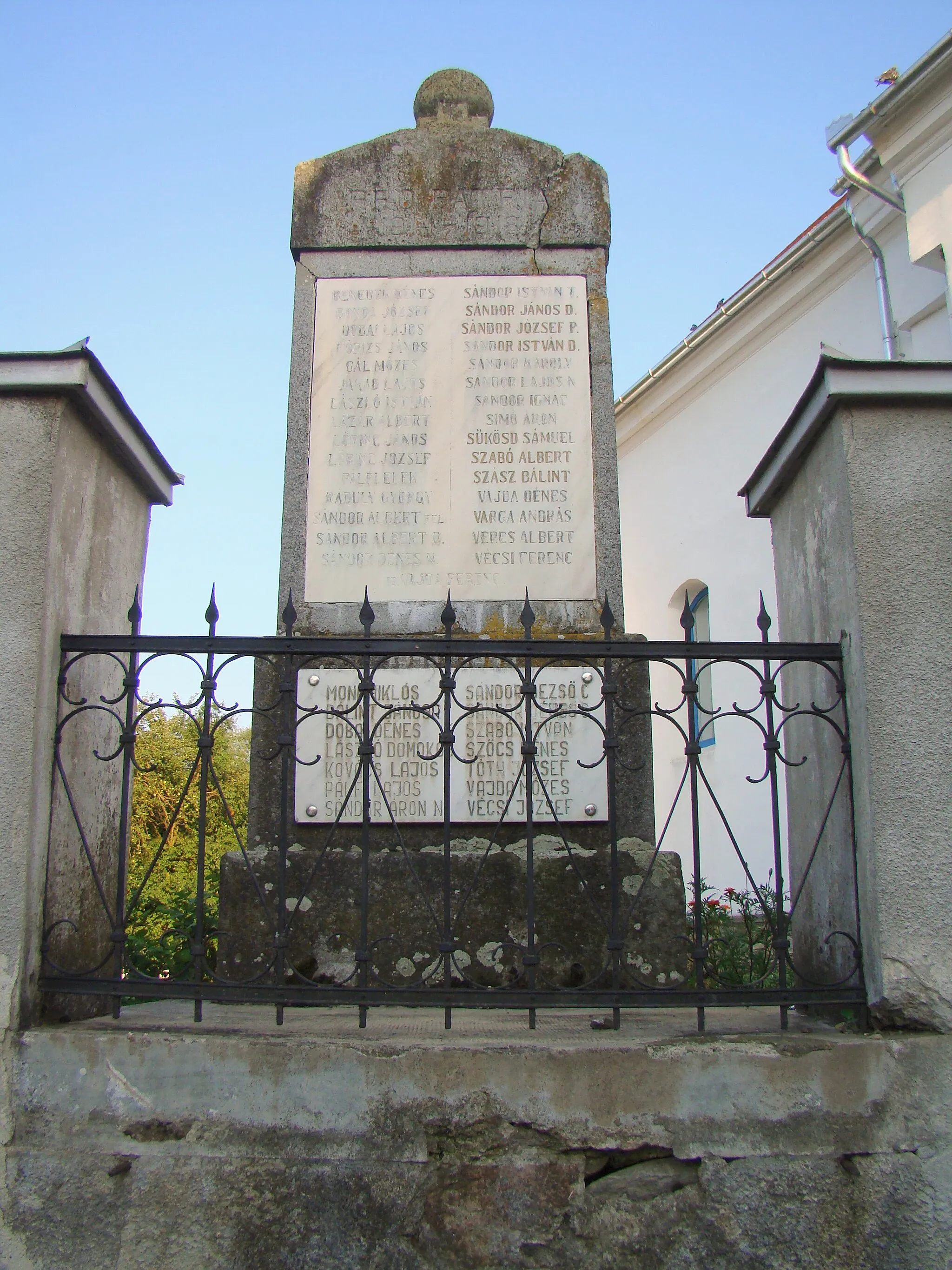 Photo showing: Reformed church in Forțeni, Harghita county, Romania