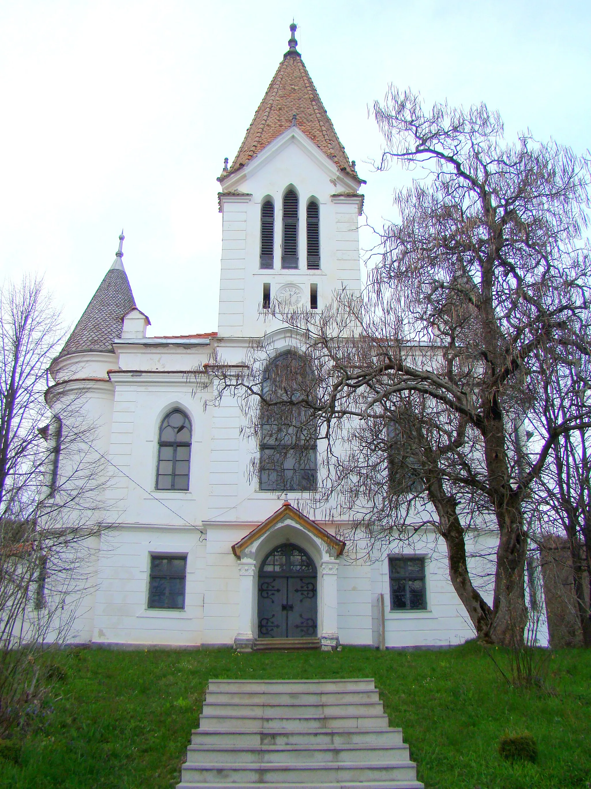 Photo showing: Unitarian church in Firtănuș, Harghita County, Romania