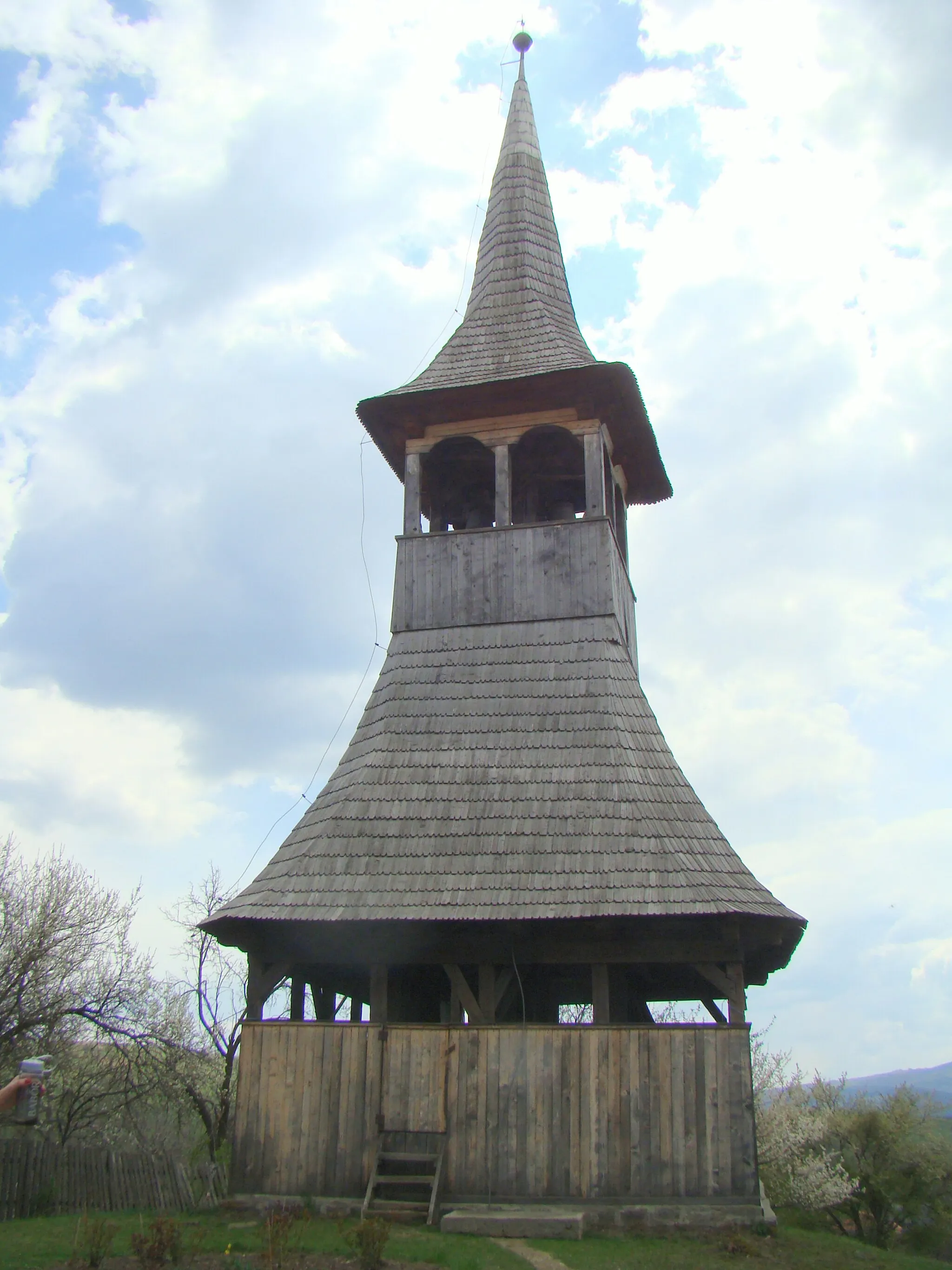 Photo showing: Reformed church in Păltiniș, Harghita county, Romania