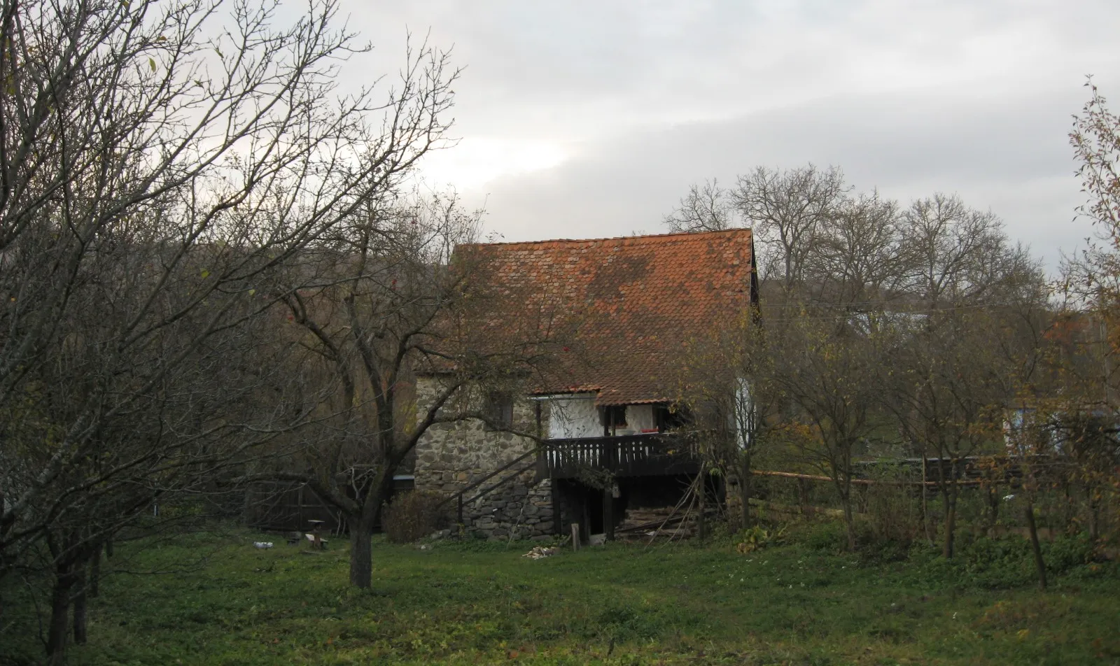 Photo showing: Casa stramosesca in satul Ghipes (Gyepes) comuna Martinis (Homoródszentmárton), judetul Harghita