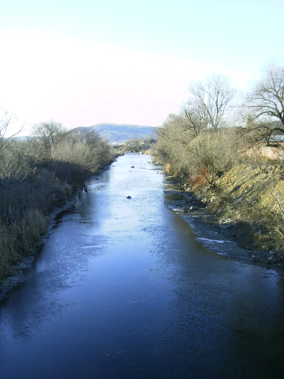 Photo showing: Die Große Kokel bei Cristuru Secuiesc (Keresztur, Siebenbürgen)