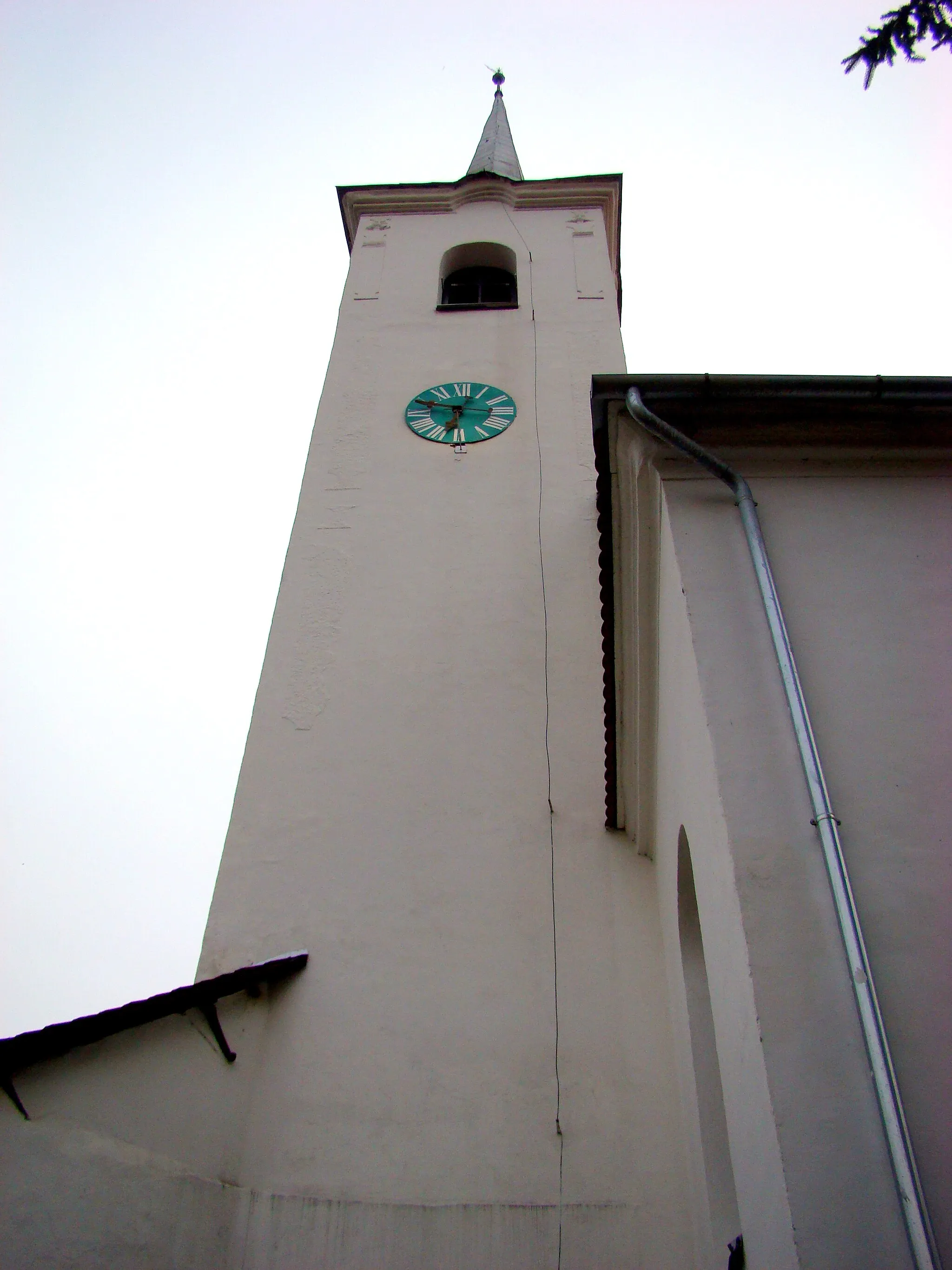 Photo showing: Reformed church in Ocna de Sus, Harghita County, Romania