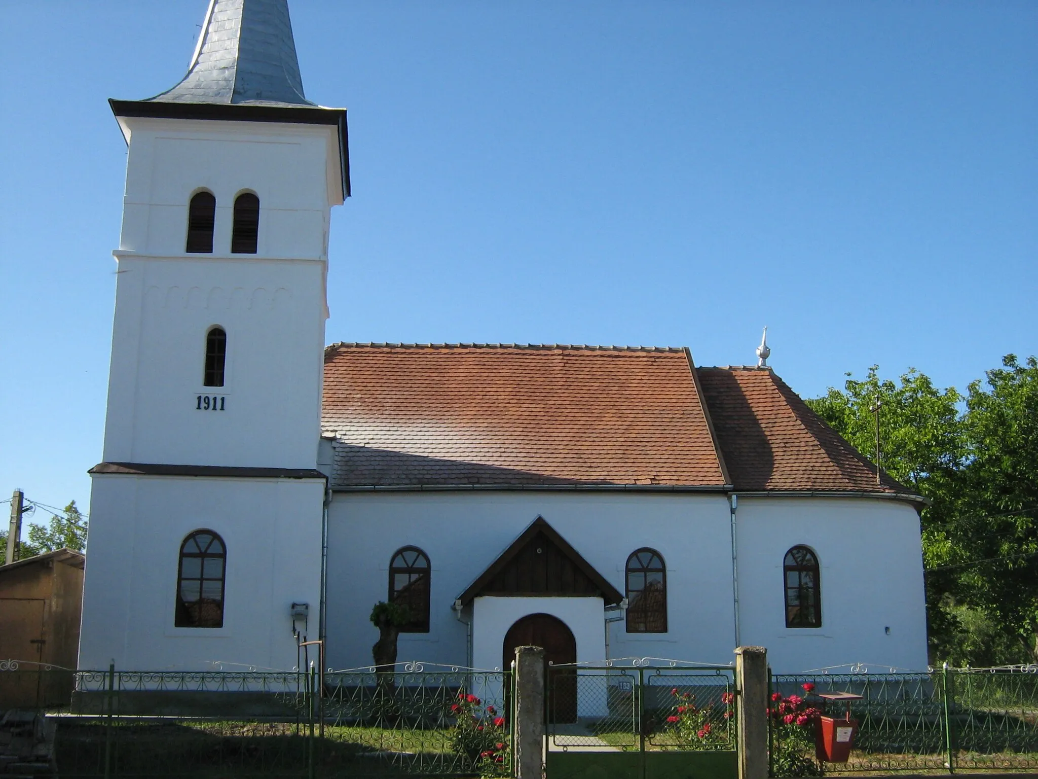 Photo showing: Reformed church in Várhegy