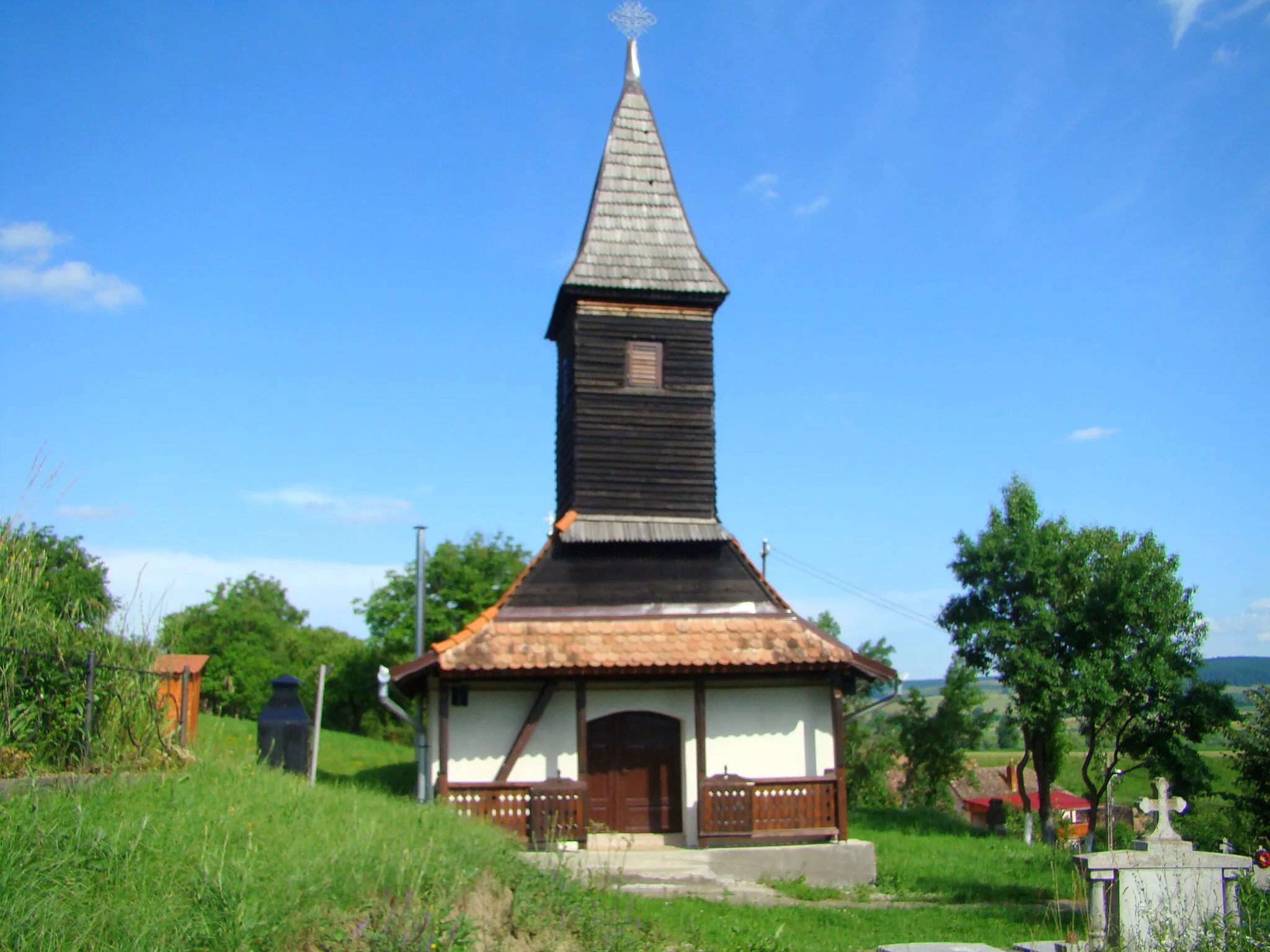 Photo showing: Wooden church in Țopa, Mureș County, Romania