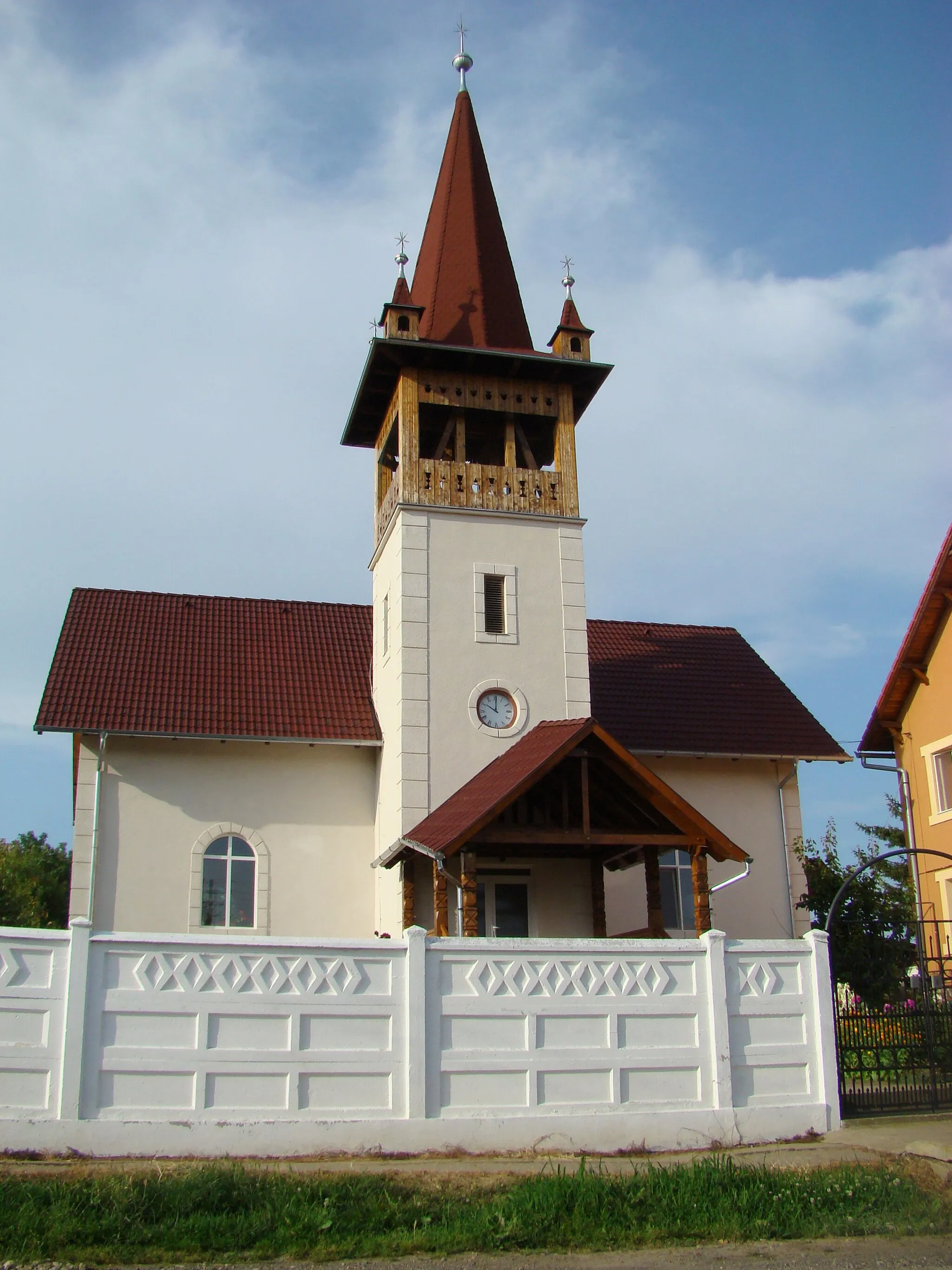 Photo showing: Reformed church in Roșiori, Mureș county, Romania