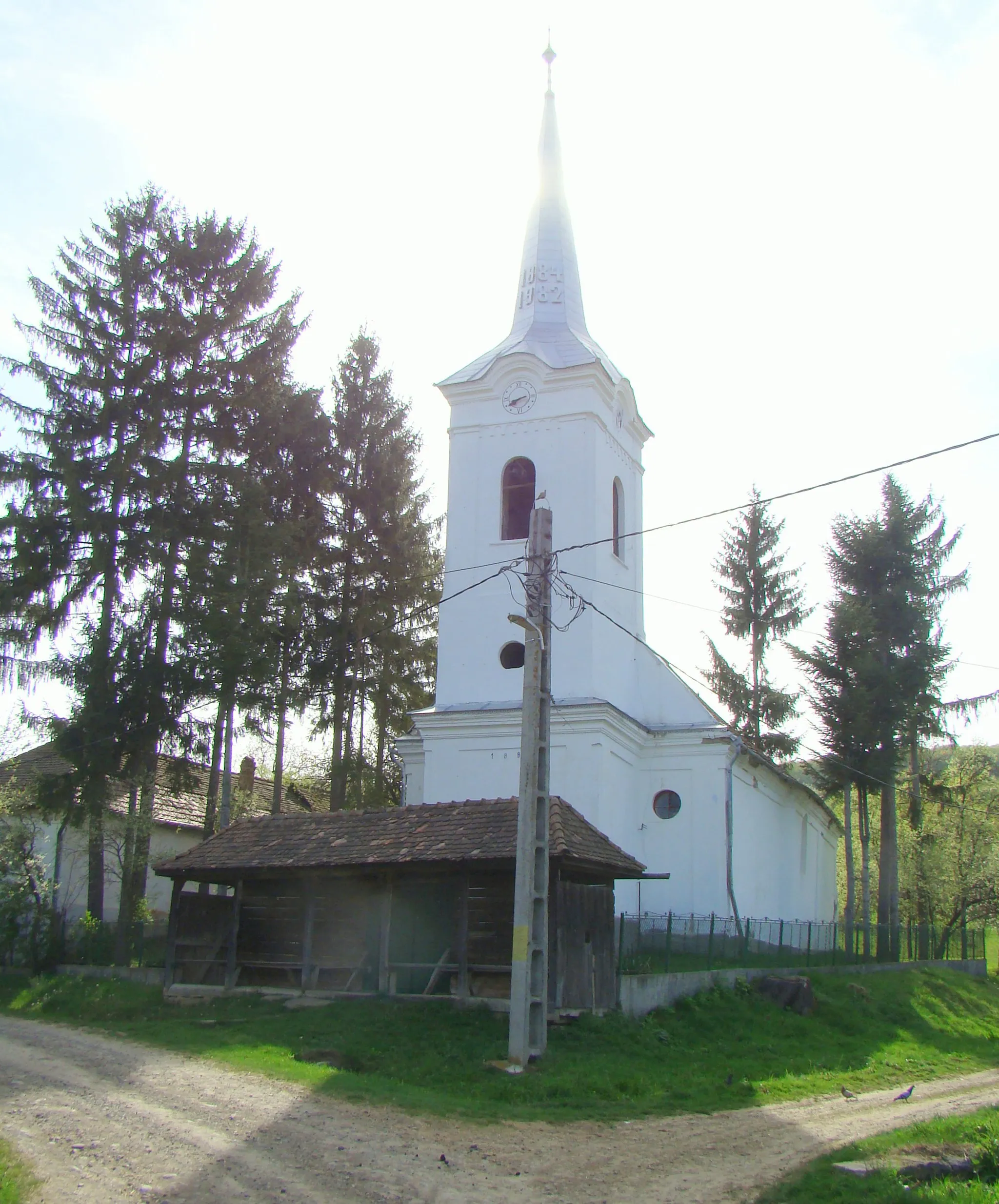 Photo showing: Reformed church in Corbești, Mureș county, Romania