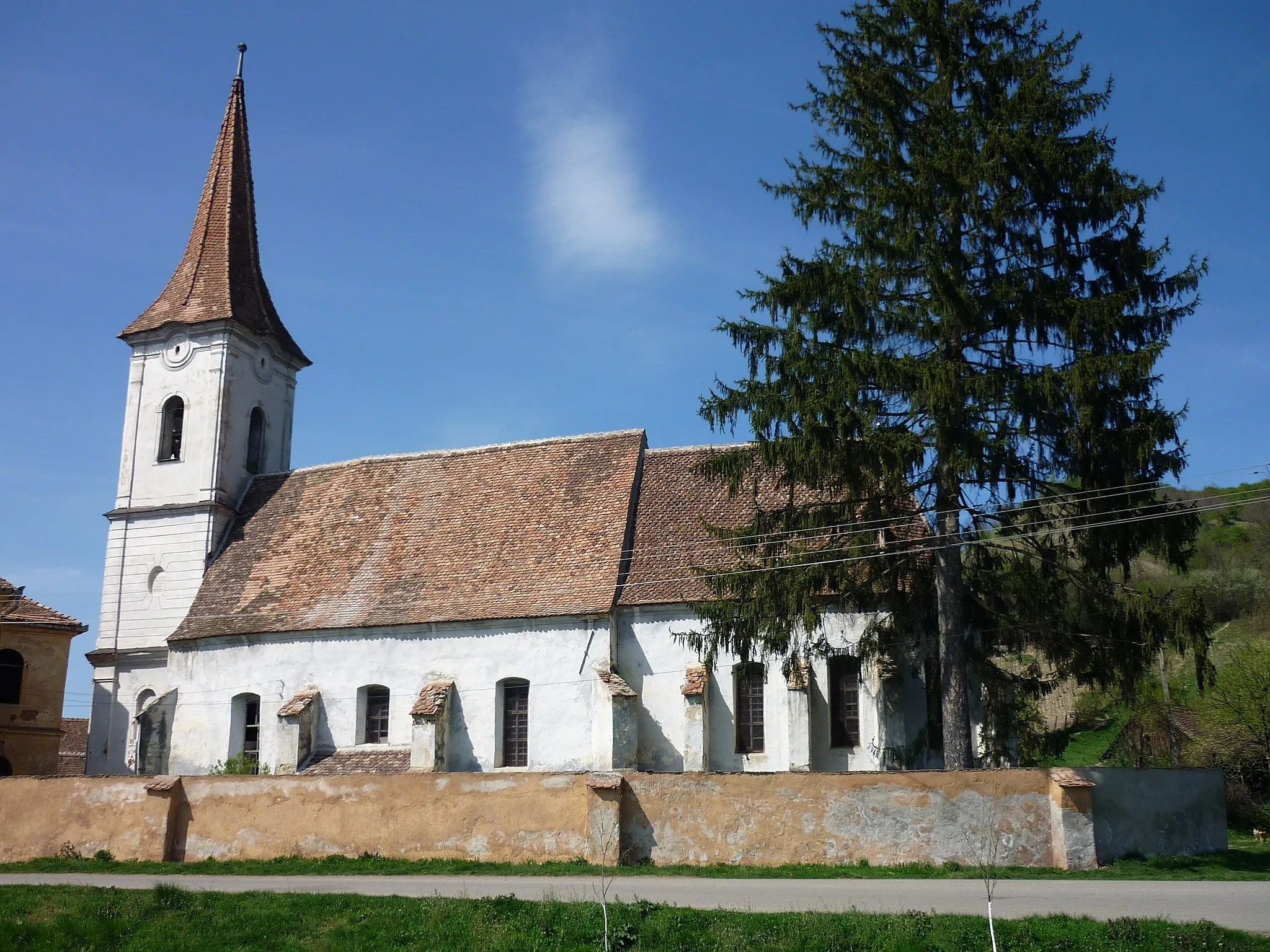 Photo showing: Lutheran Church from Cund - county Mures