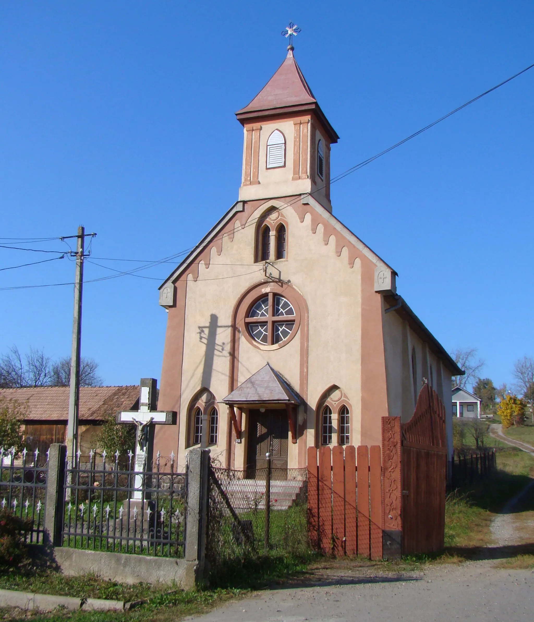 Photo showing: Roman Catholic church in Beica de Jos, Mureș County, Romania