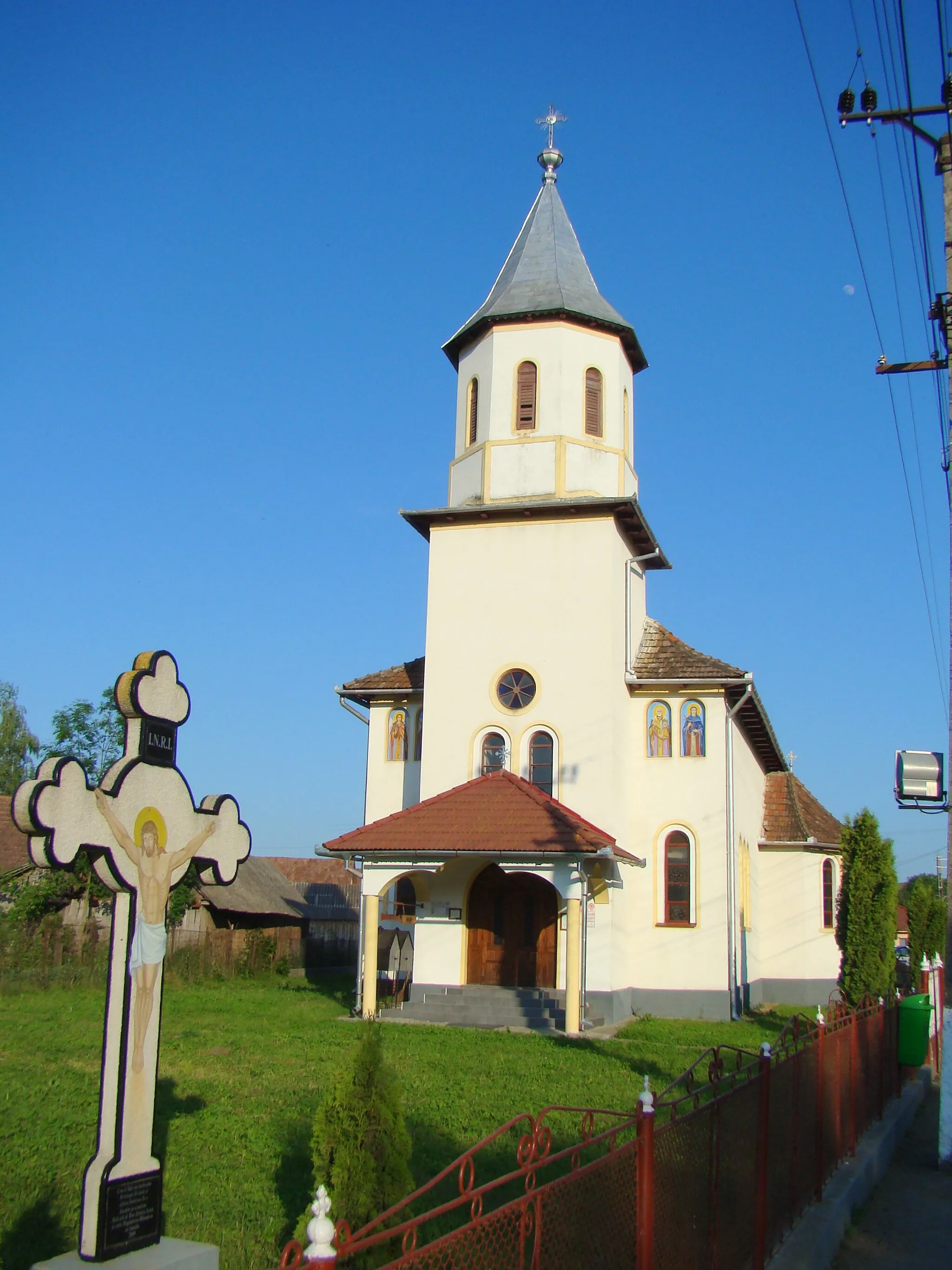 Photo showing: Orthodox church in Filpișu Mic, Mureș county, Romania