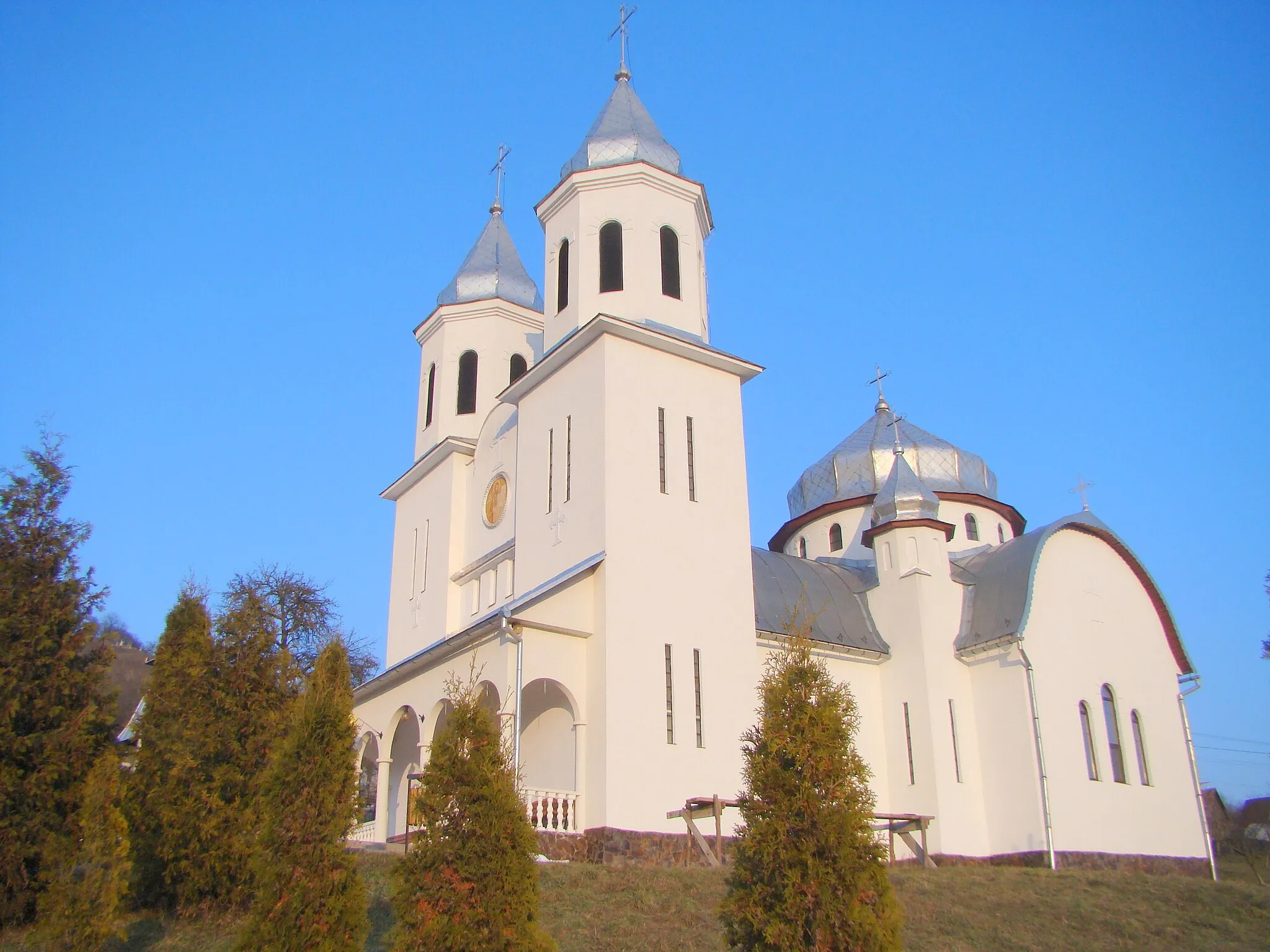 Photo showing: Orthodox church in Cozma, Mureș county, Romania