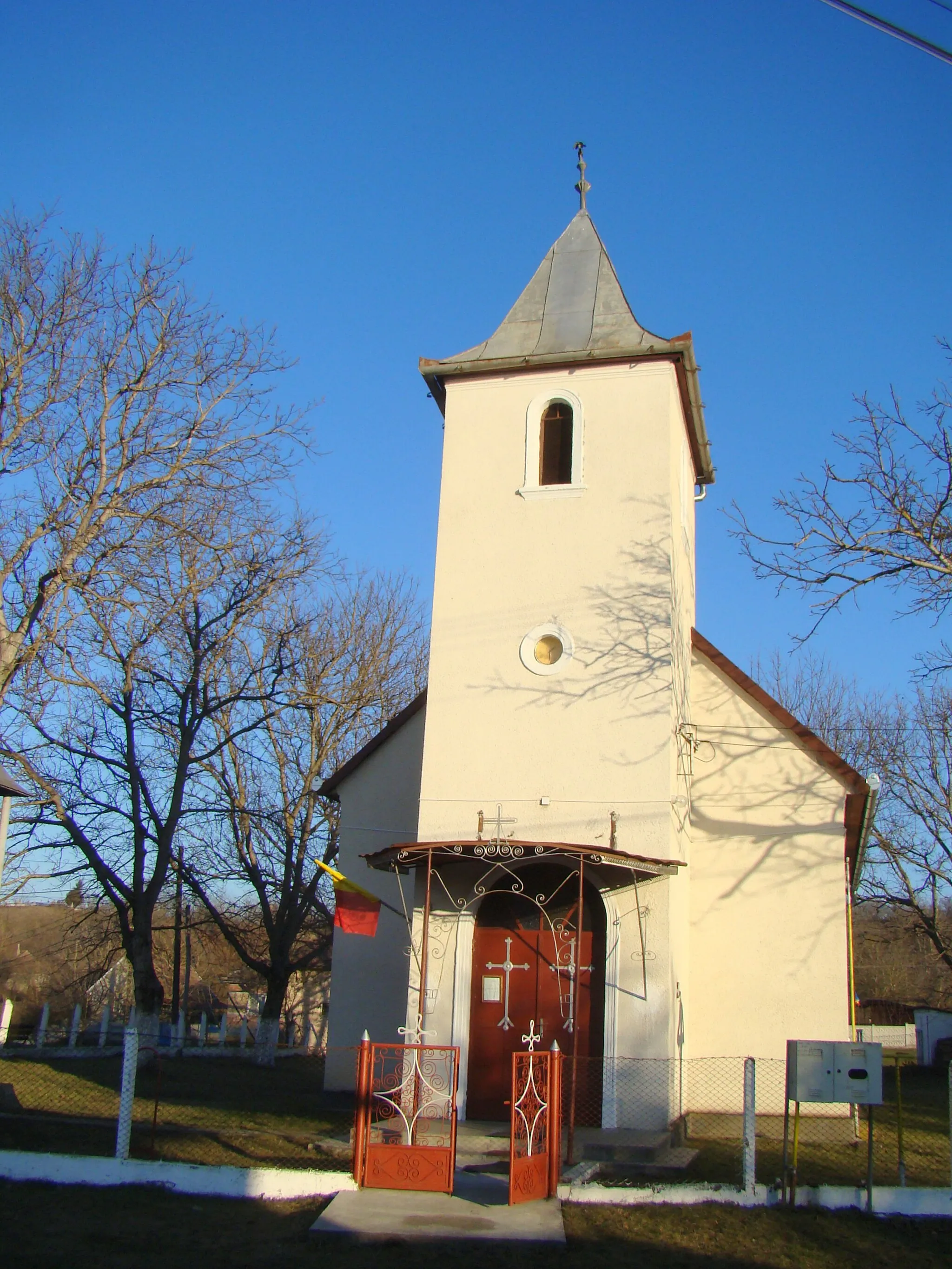 Photo showing: Orthodox church in Orosia, Mureş county, Romania