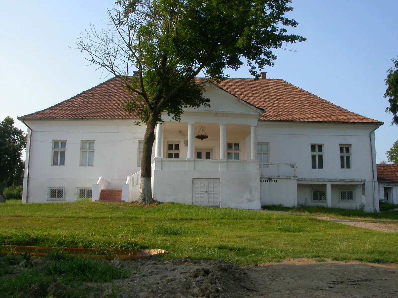 Photo showing: Ansamblul castelului Rhédei-Rothenthal, sec. XVIII - XIX