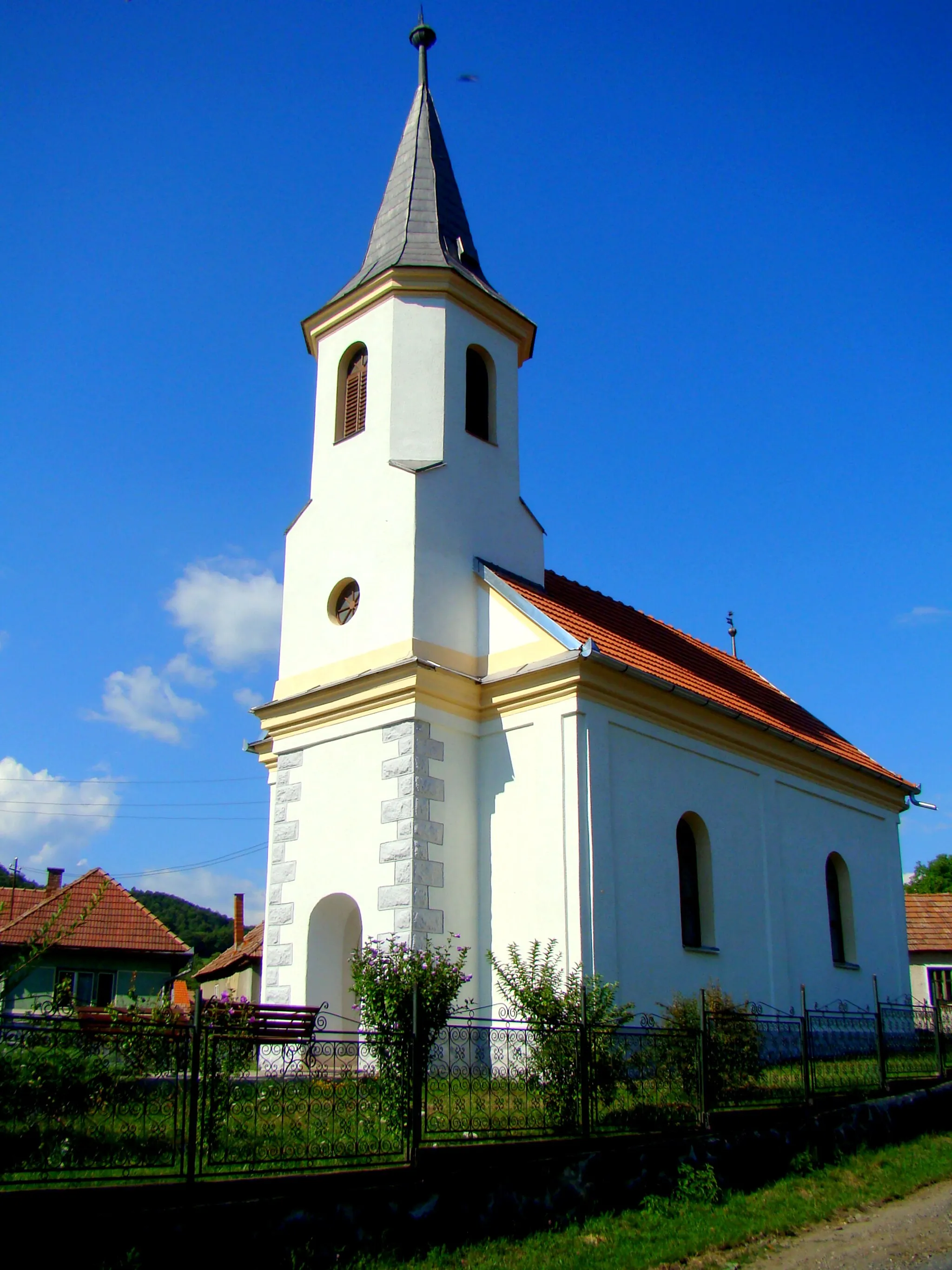 Photo showing: Reformed church in Glăjărie, Mureș County, Romania