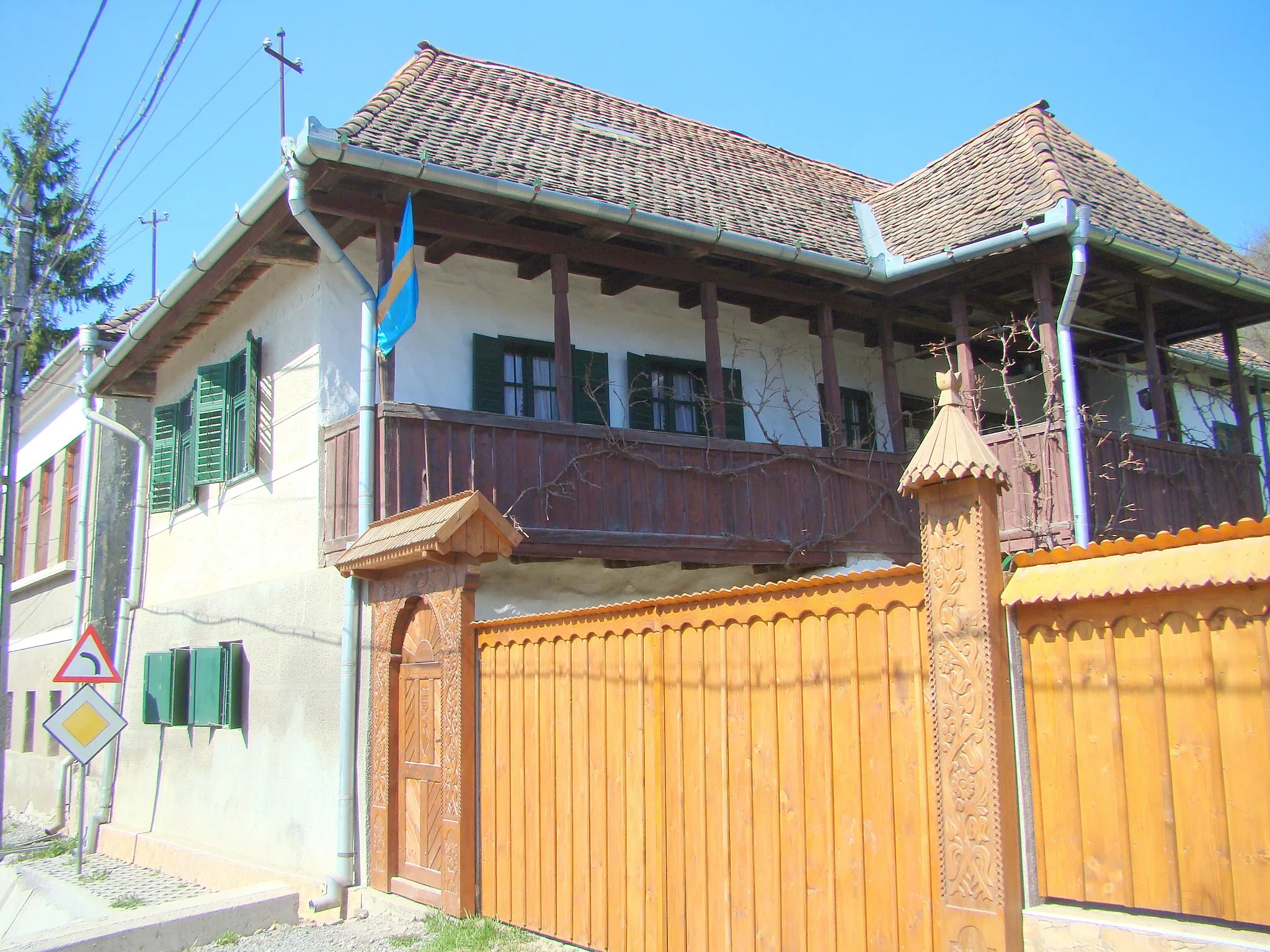 Photo showing: Ansamblu rural „Str. Principală”, sat Măgherani; comuna Măgherani