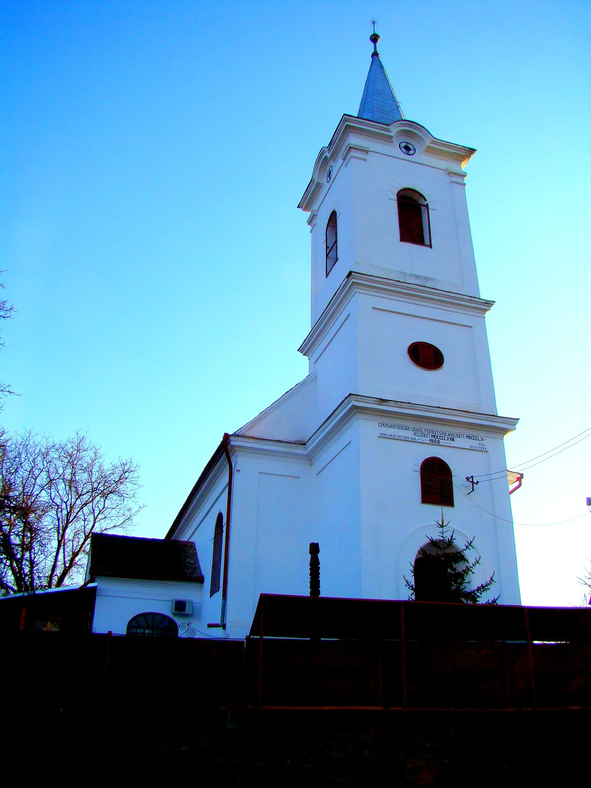 Photo showing: Reformed church in Maia, Mureș County, Romania