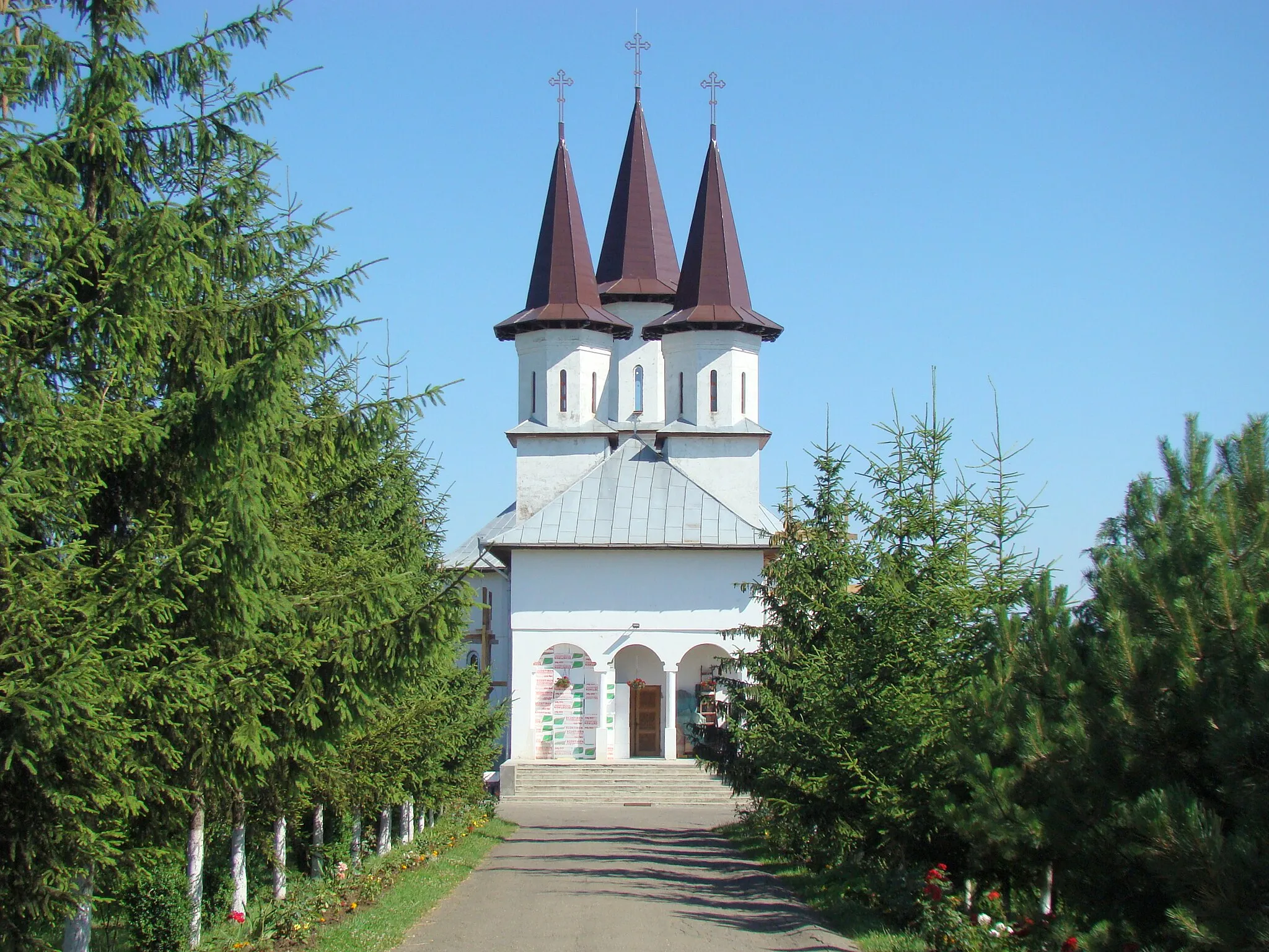 Photo showing: Sânger-Chimitelnic monastery, Mureş county, Romania