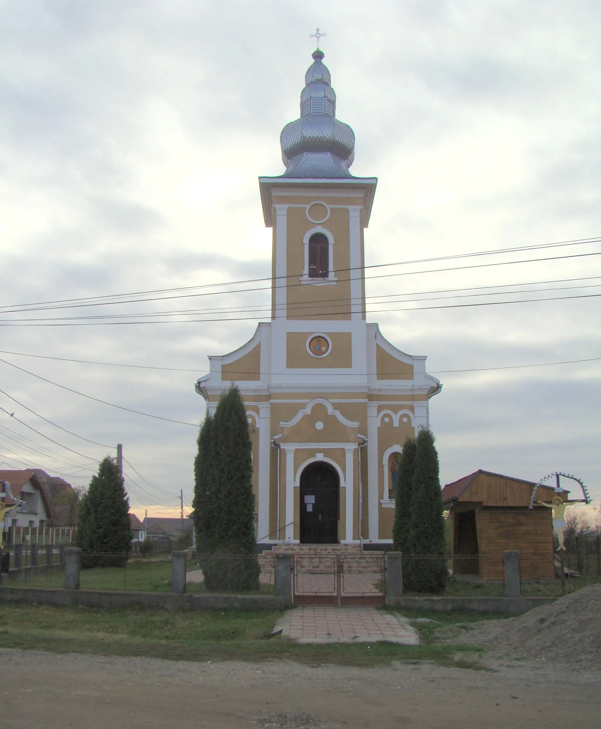 Photo showing: Orthodox church in Chirileu, Mureș county, Romania