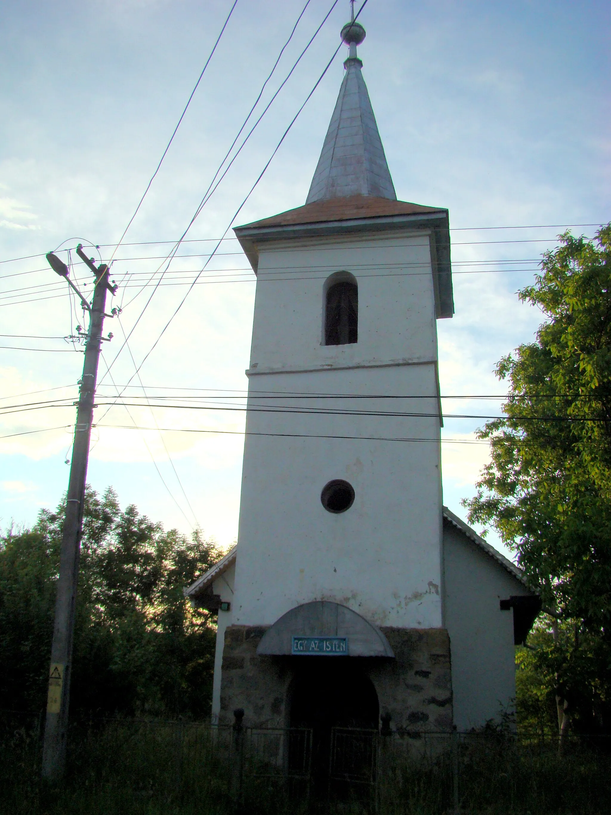 Photo showing: Unitarian church in Grâușorul, Mureș County, Romania