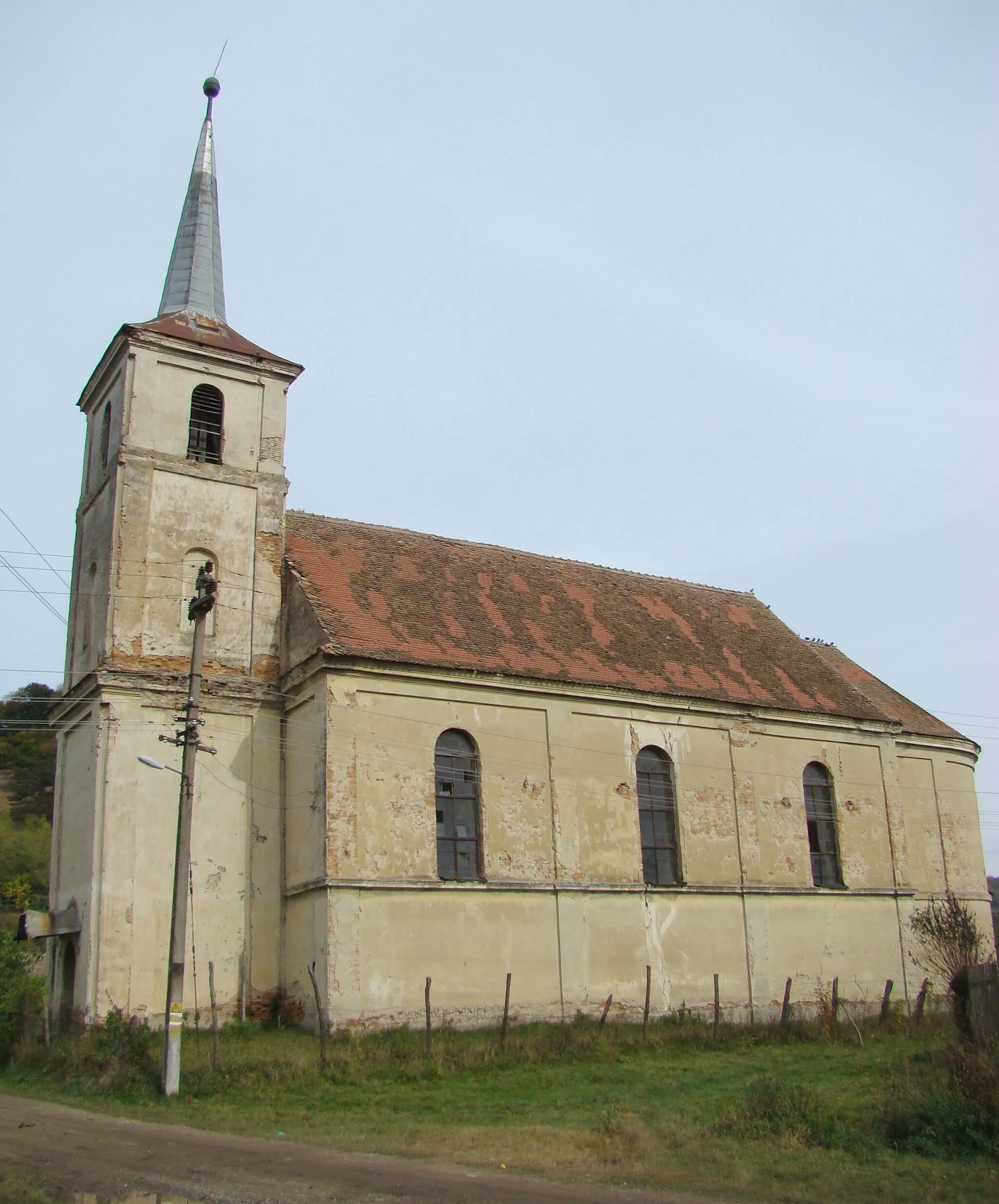Photo showing: Lutheran church in Sântioana, Mureș County, Romania