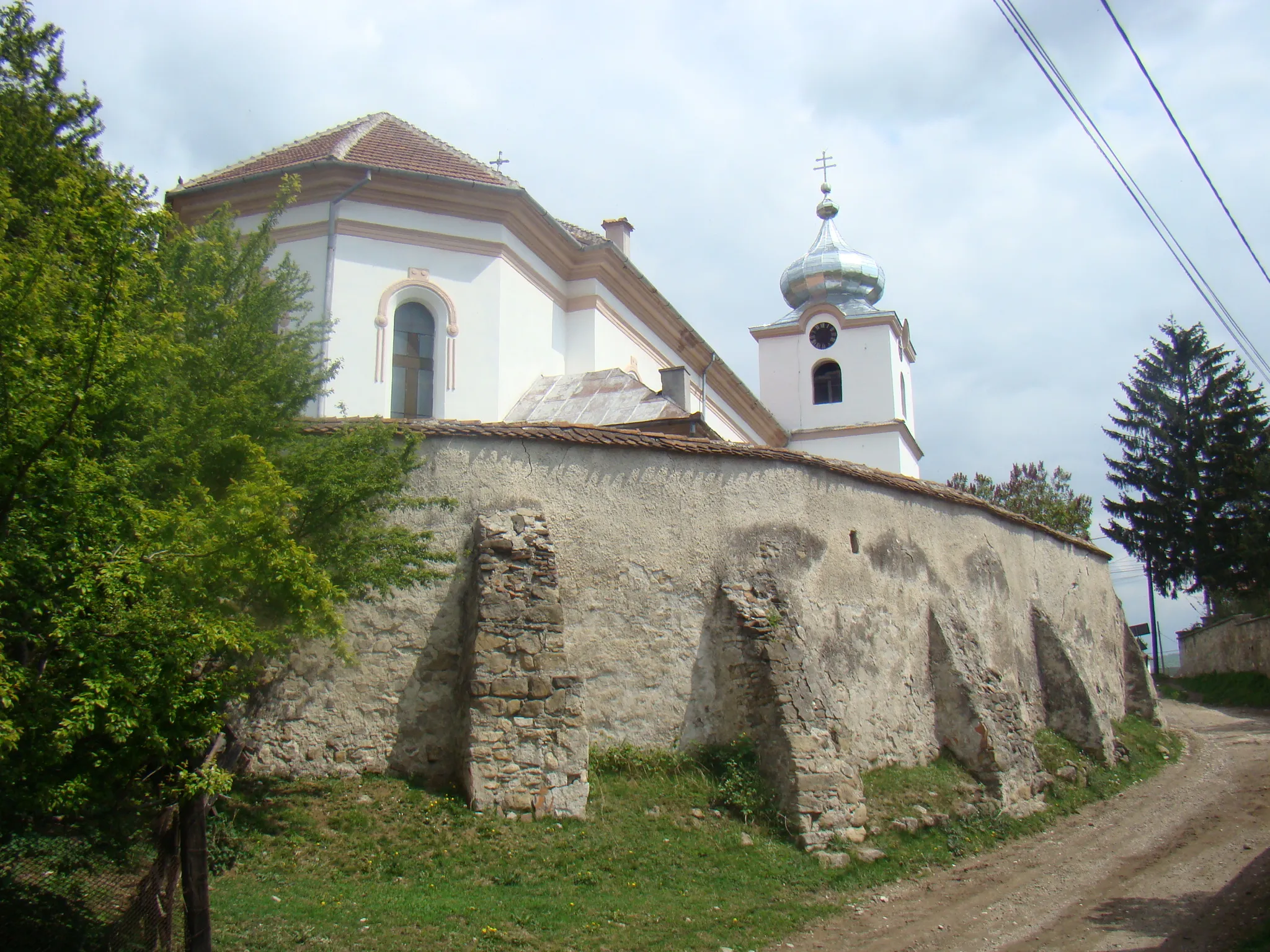 Photo showing: Biserica catolica din Miclosoara (1802), CV, RO